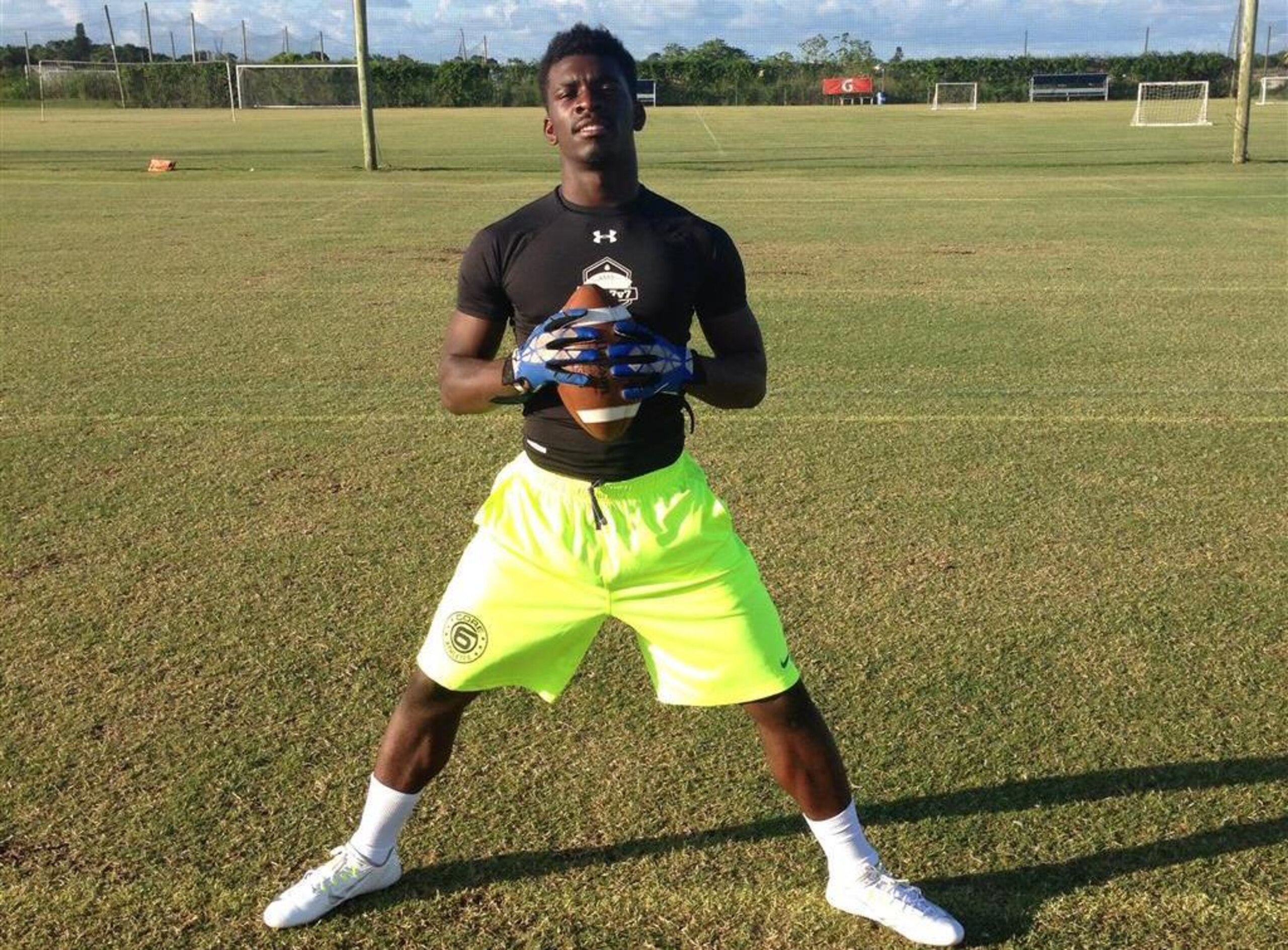 RB Tavien Feaster