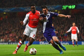 New York Red Bulls midfielder Sacha Kljestan, right, as a member of Anderlecht.