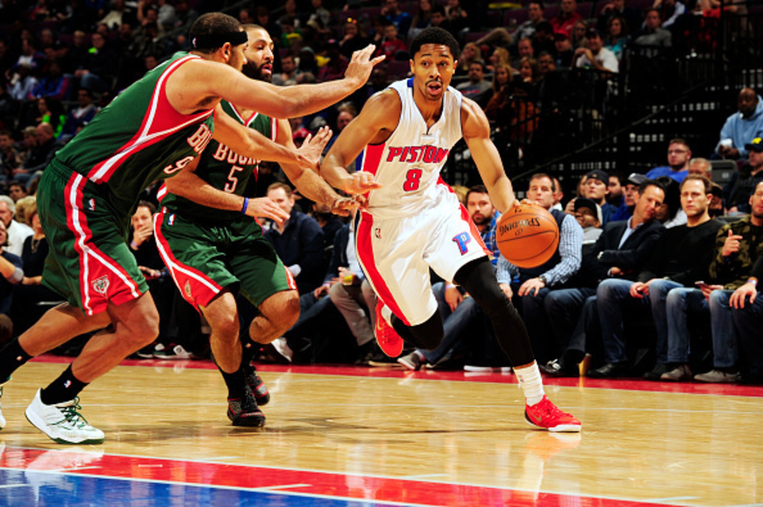 After Brandon Jennings went down for the years, the Pistons did not stick with Spencer Dinwiddie as the backup point guard.