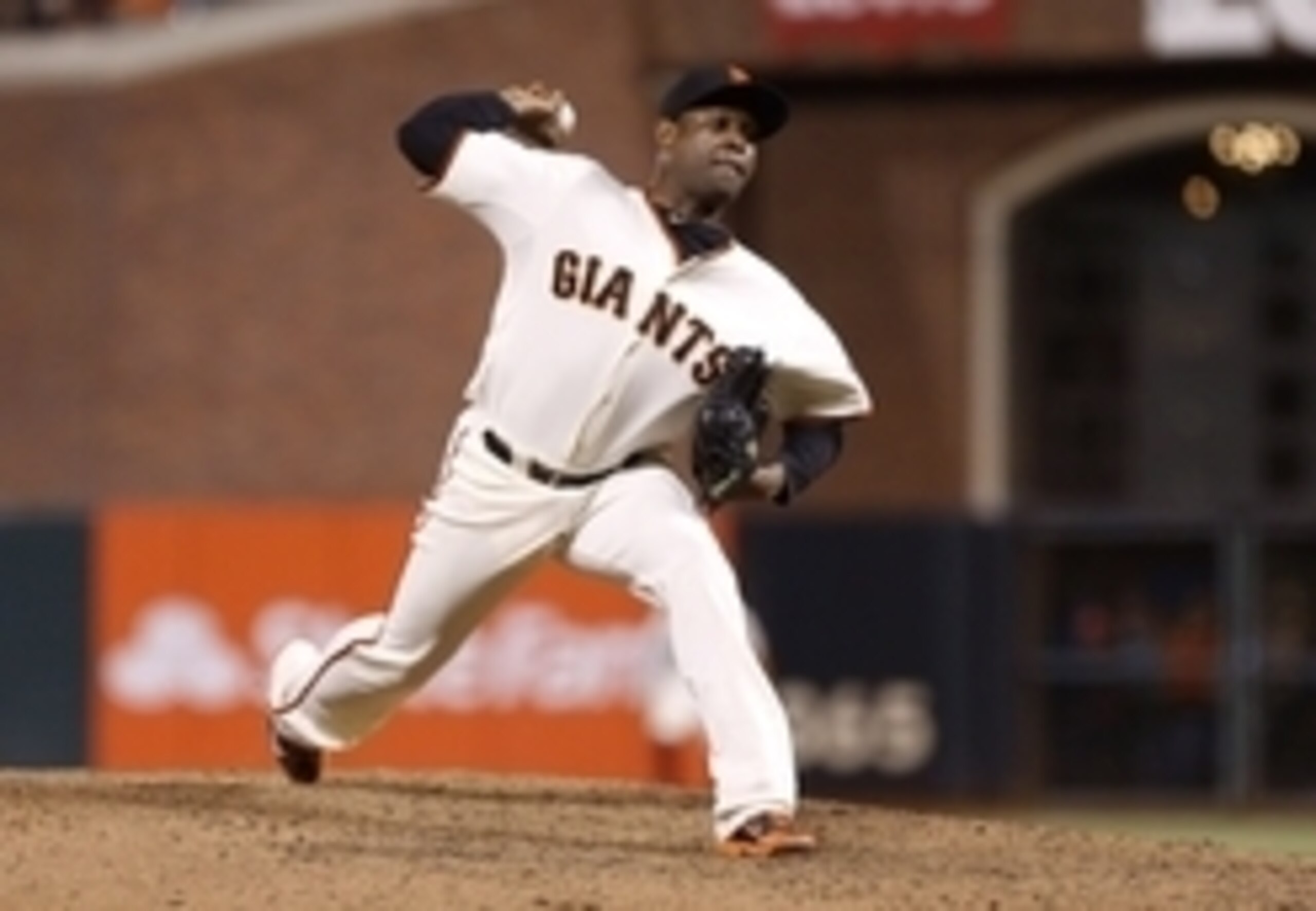 Santiago Casilla will open the season as the Giants closer.