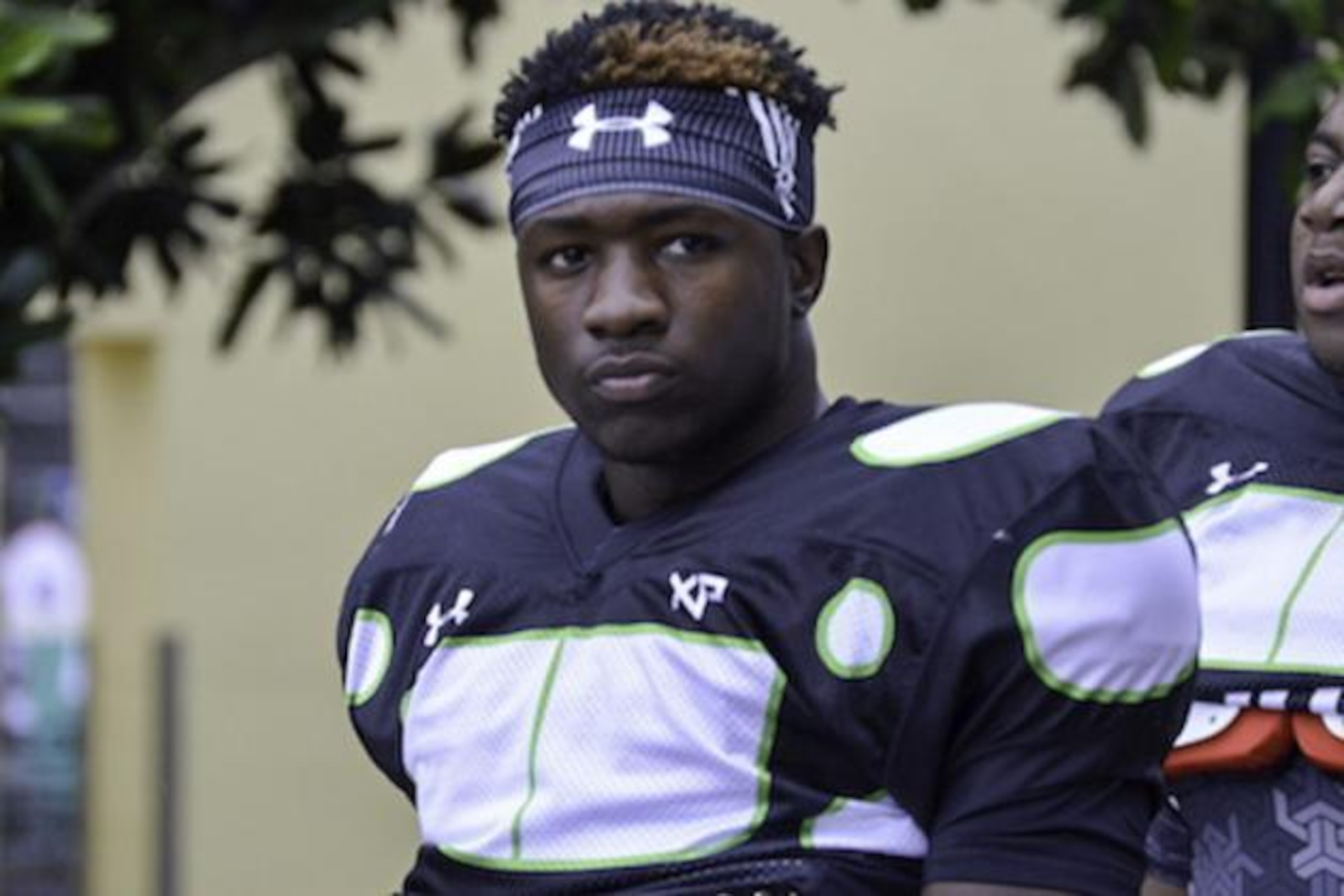 Smith opted not to sign his LOI.