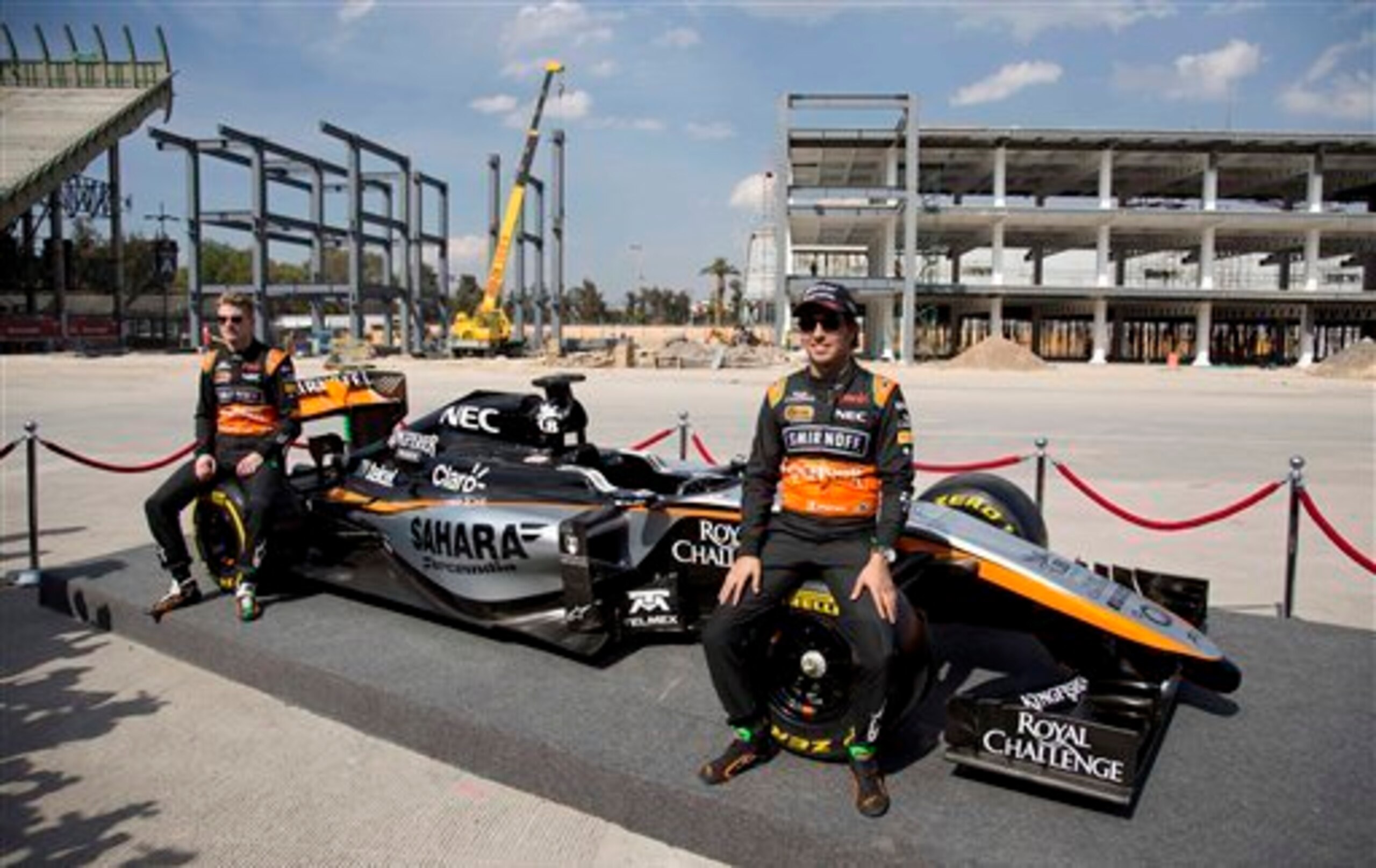 Perez and Hulkenberg at the 2015 livery launch in Mexico City. Perez and Hulkenberg at the 2015 livery launch in Mexico City.