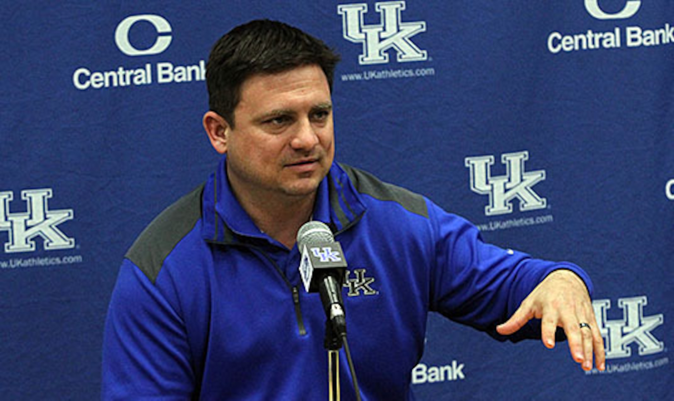 Kentucky offensive coordinator Shannon Dawson