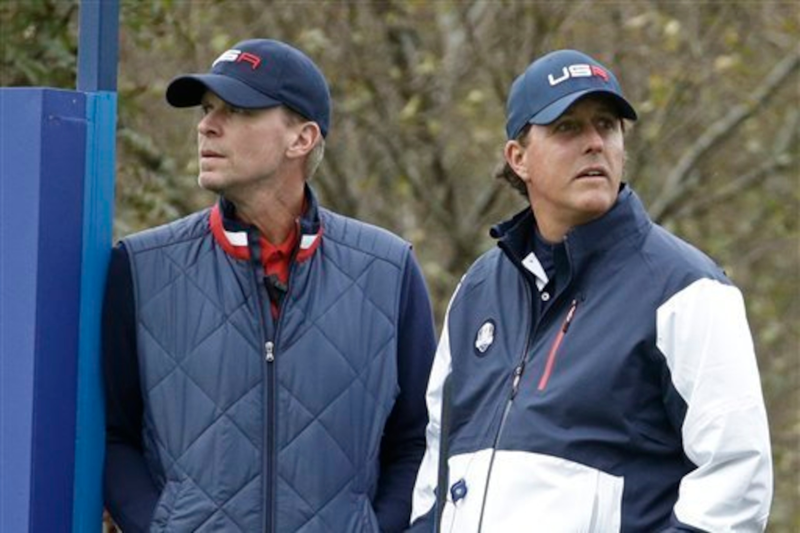 Steve Stricker and Phil Mickelson are looking for success again as they decline in status.