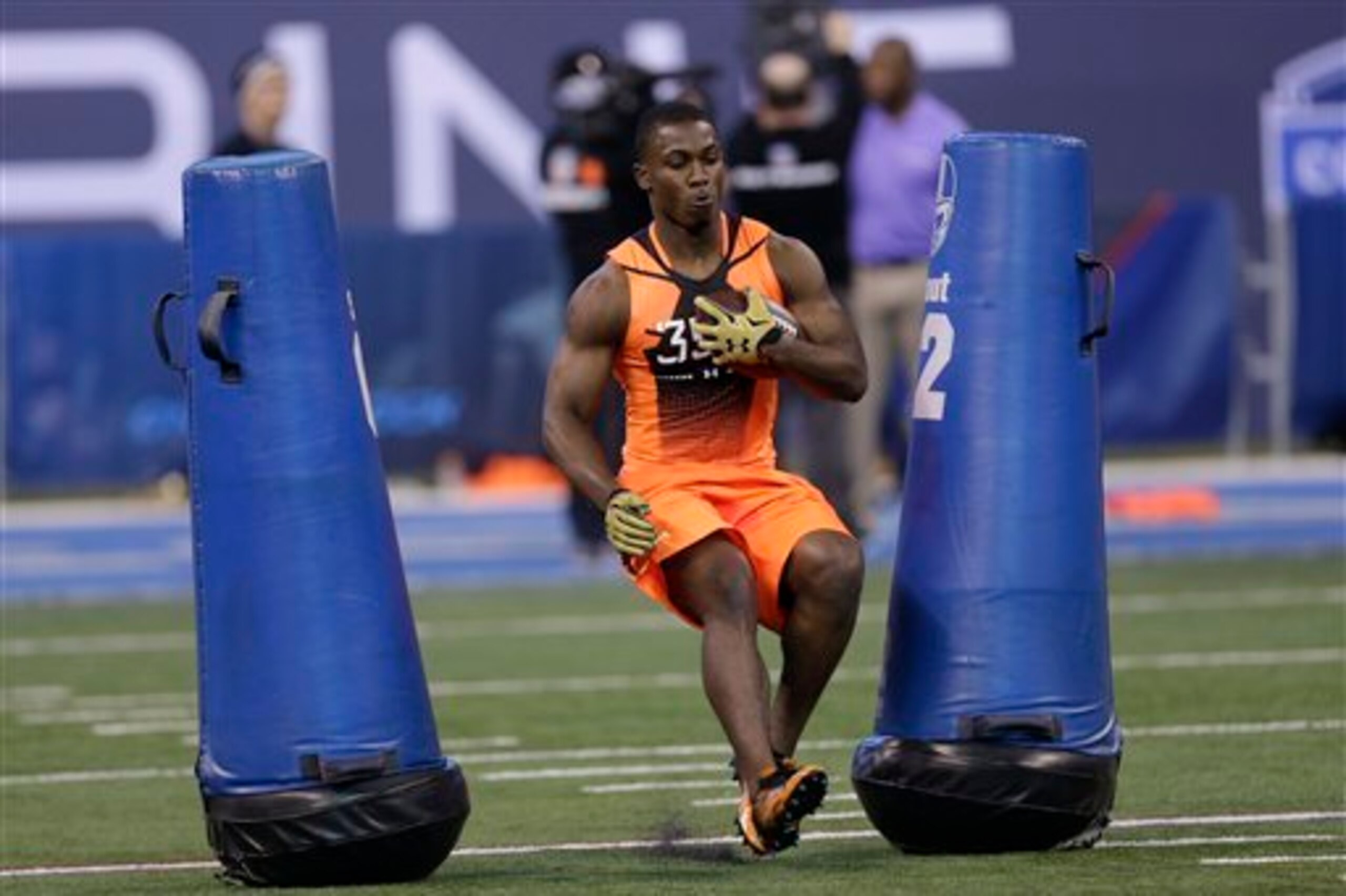 Could T.J. Yeldon round out the Steelers' running backs corps this year?