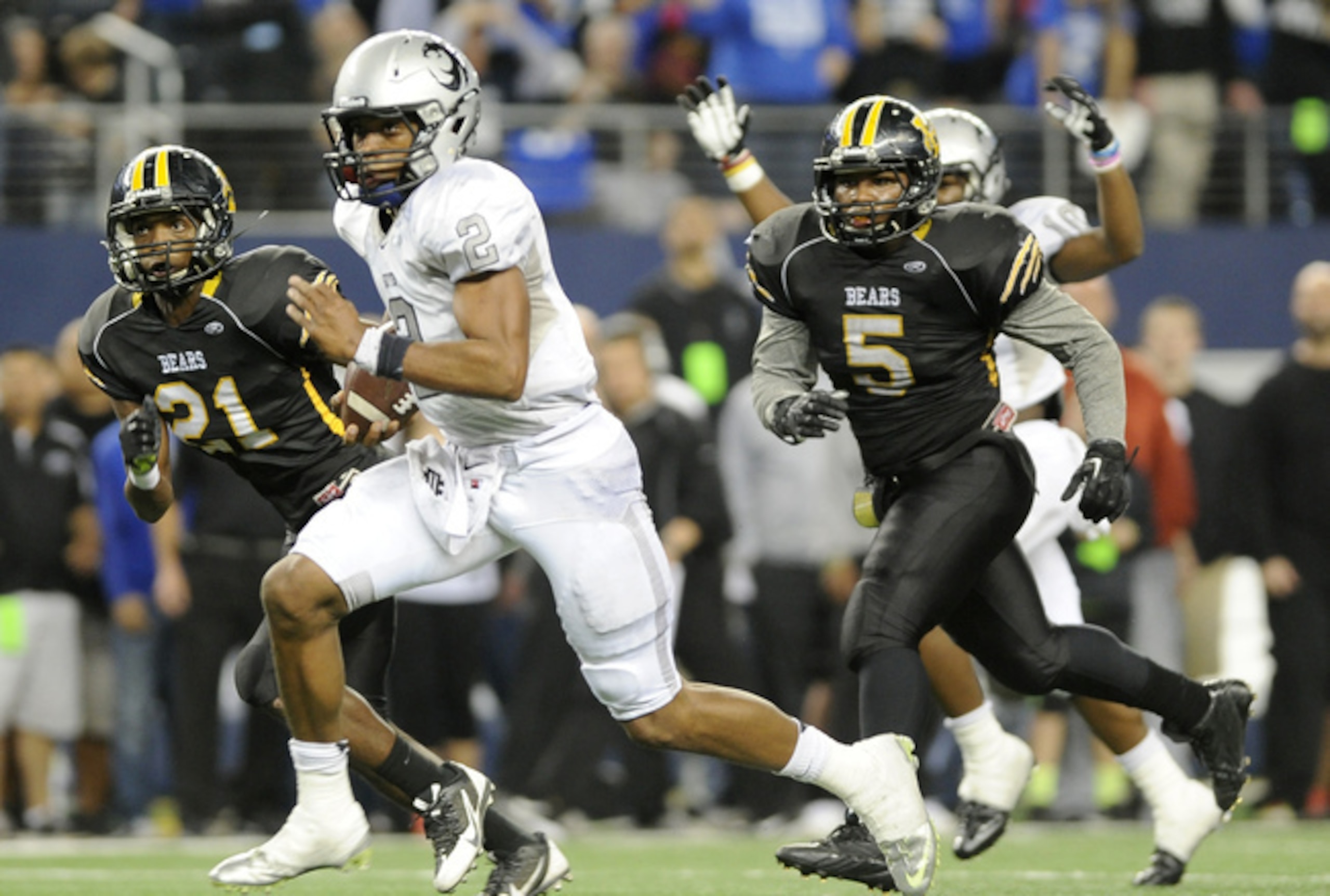 Current quarterback Jerrod Heard thrived while running the uptempo spread in high school.