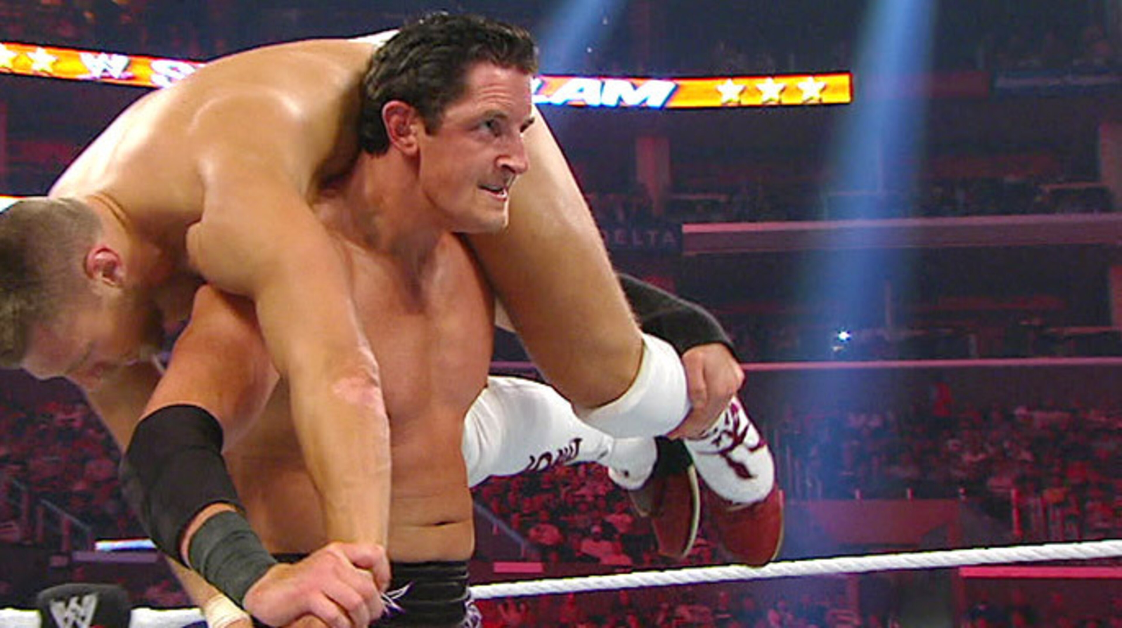 Wade Barrett nails the Wasteland on Daniel Bryan.