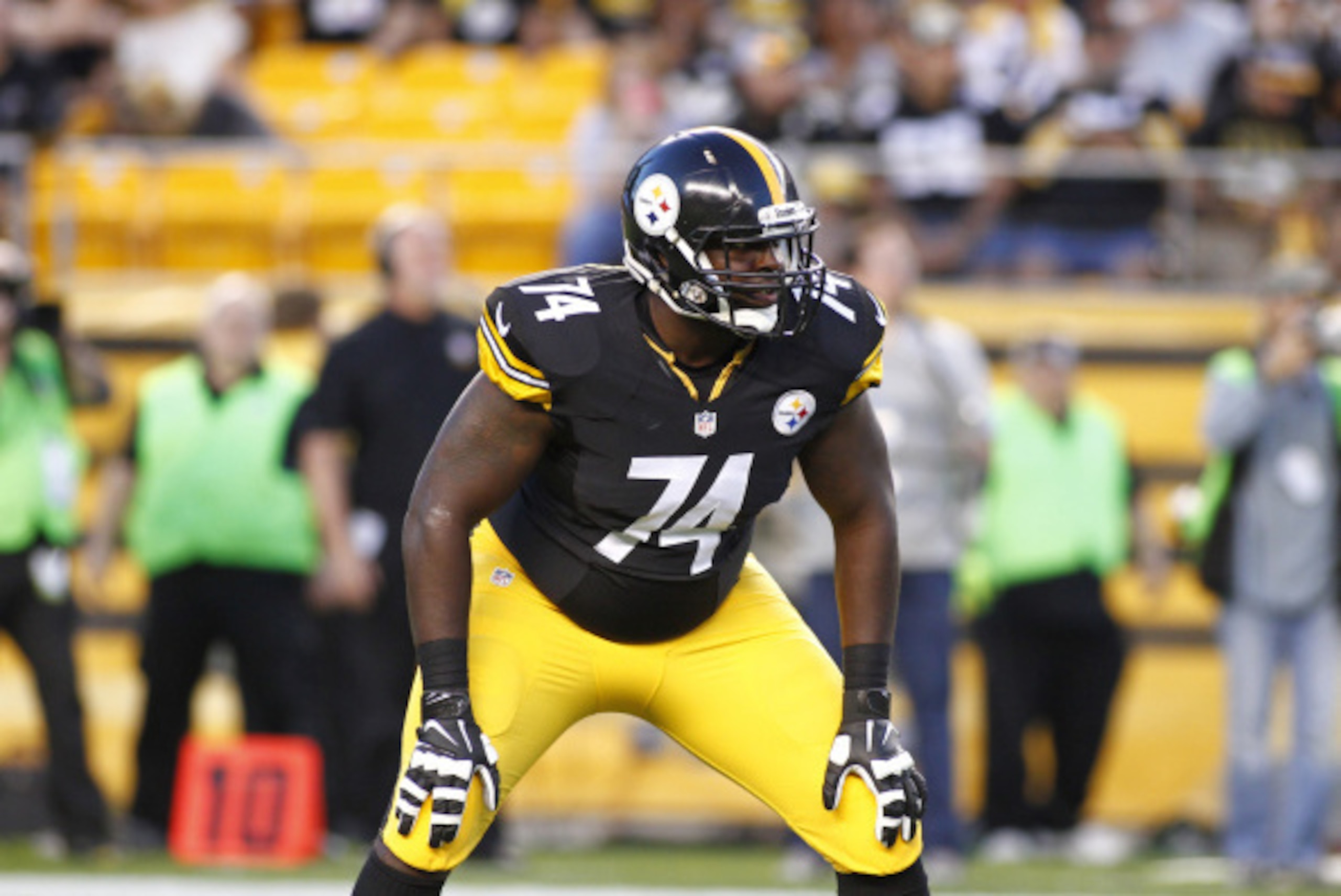 Could nose tackle Daniel McCullers start for the Steelers in his sophomore year?