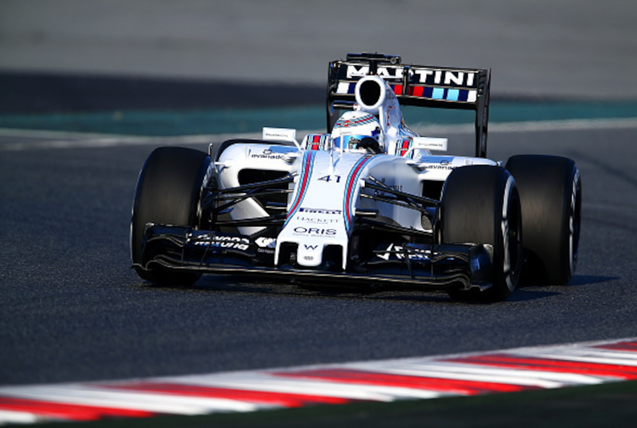 Susie Wolff in the FW37.