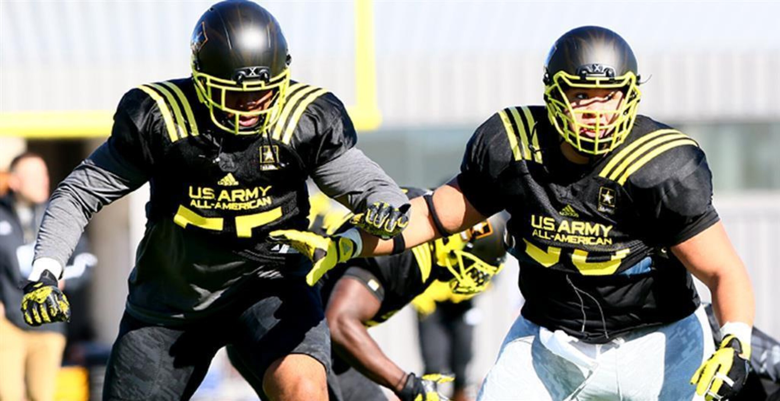 Chuma Edoga will make his name known on USC's offensive line very soon. Chuma Edoga will make his name known on USC's offensive line very soon.