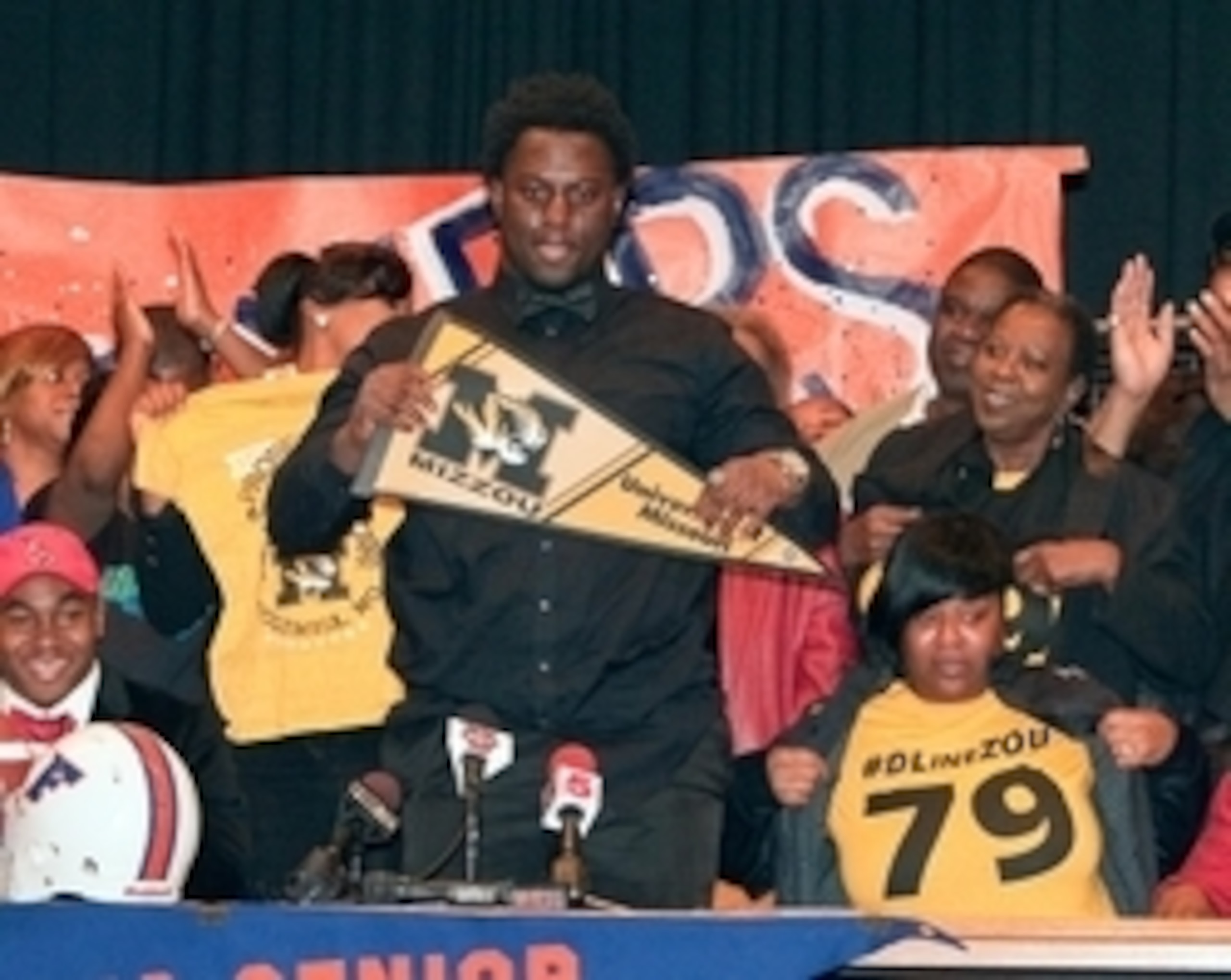 Terry Beckner Jr. stayed close to home by choosing Missouri on national signing day. Terry Beckner Jr. stayed close to home by choosing Missouri on national signing day.