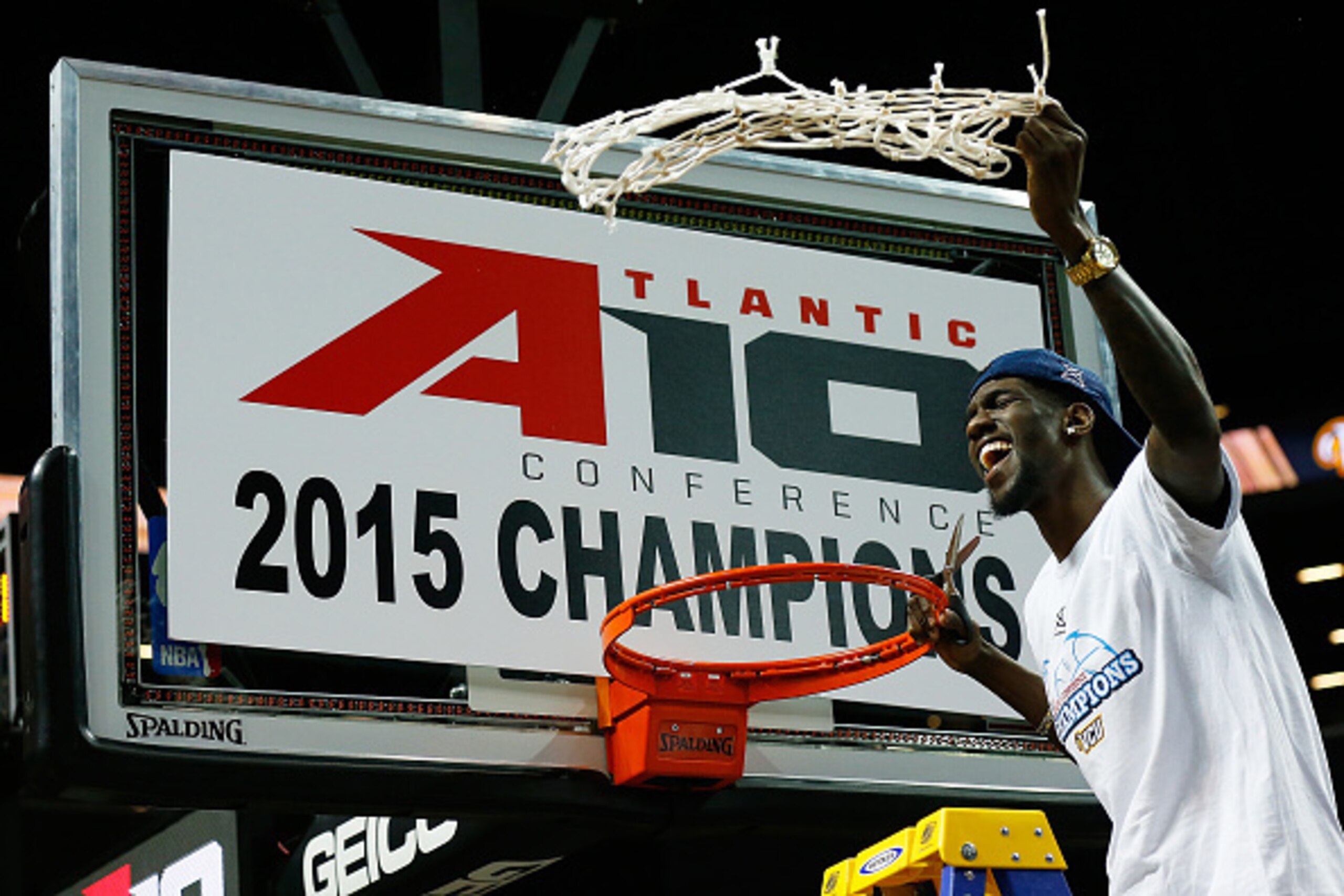 VCU's senior guard Briante Weber is out for the year, but that didn't stop him from celebrating an A-10 title.