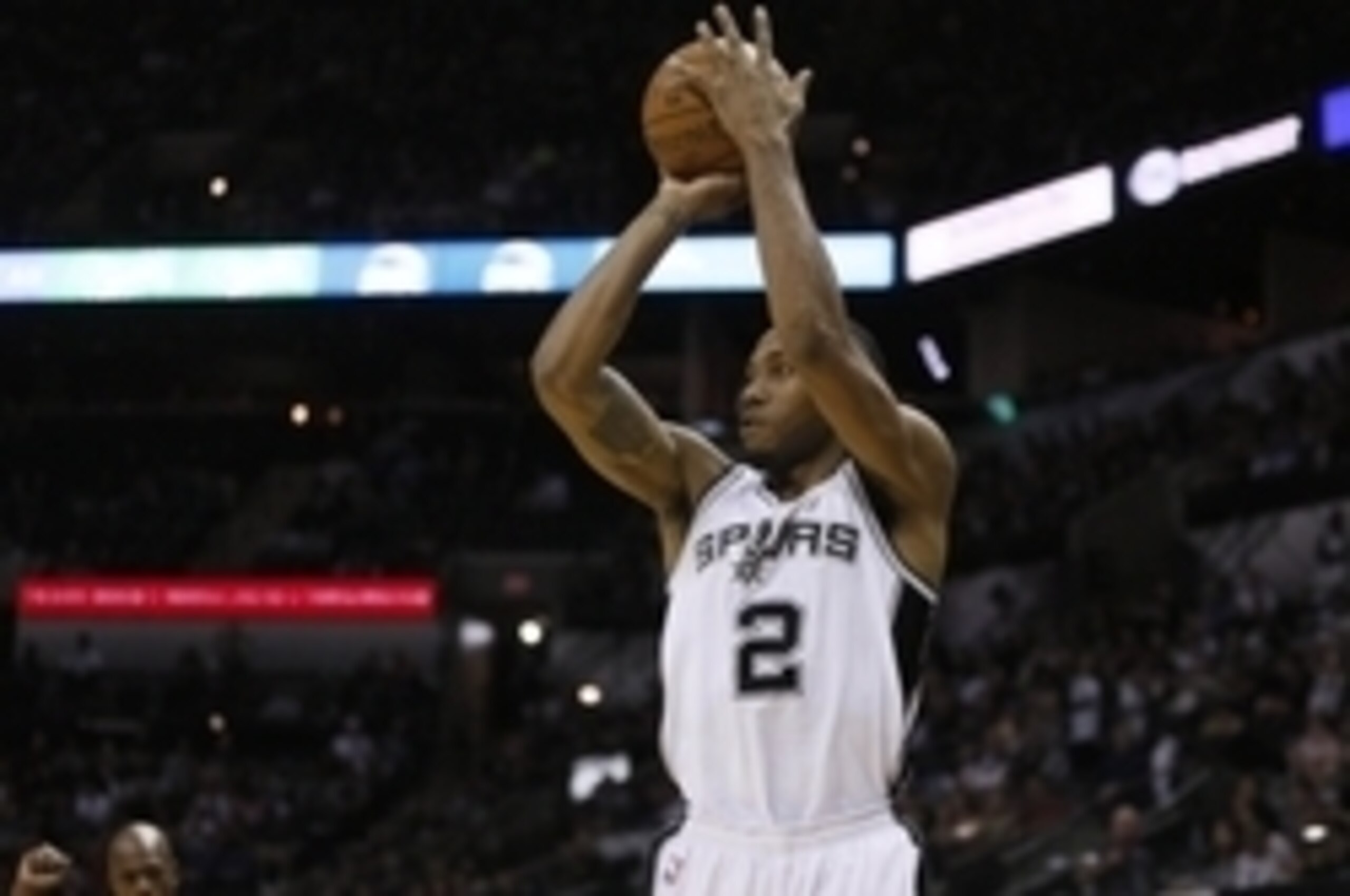 Is there any way Kawhi Leonard could be pried from the San Antonio Spurs?