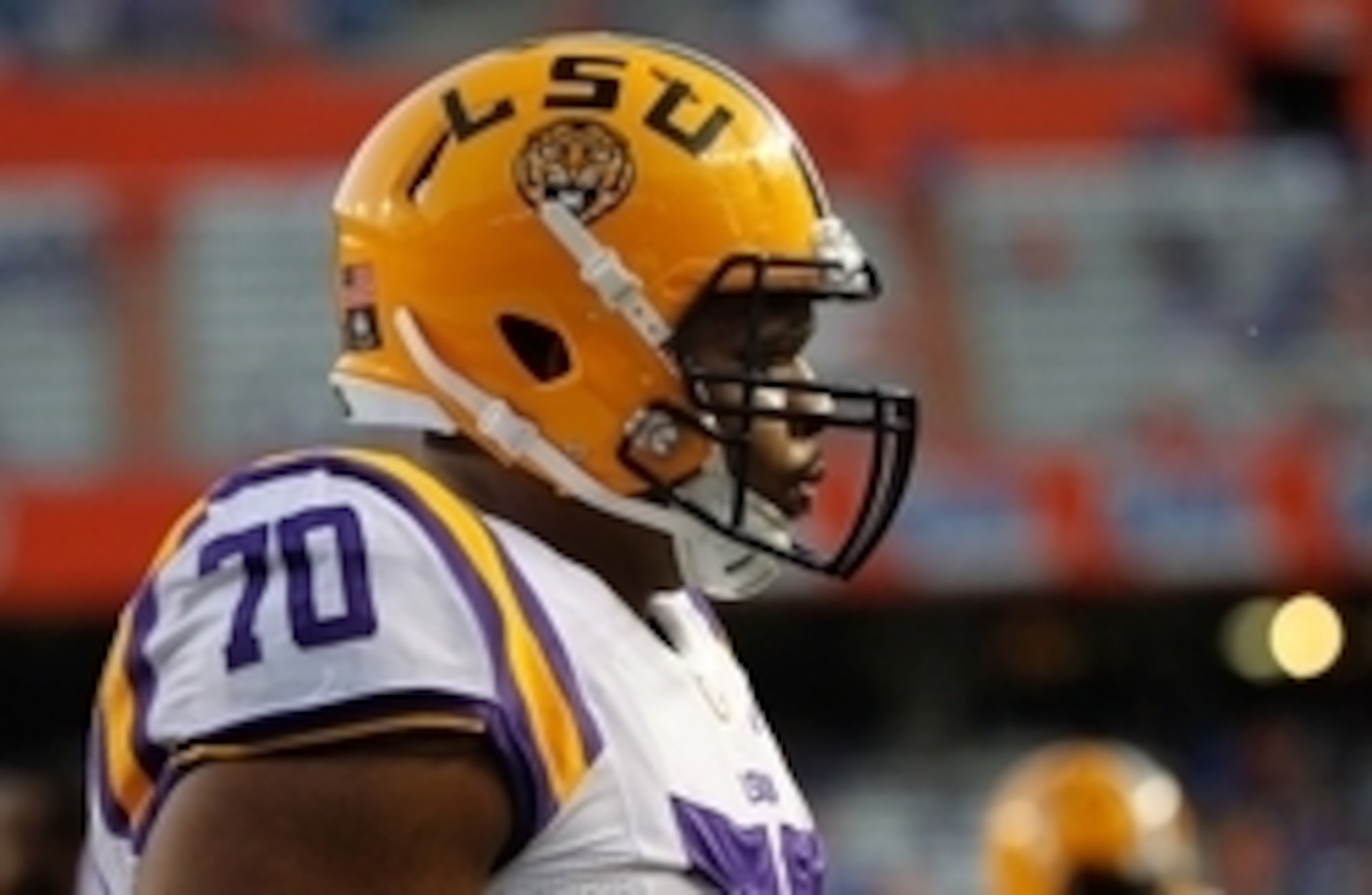 La'el Collins could help fix the Minnesota Vikings offensive line. La'el Collins could help fix the Minnesota Vikings offensive line.