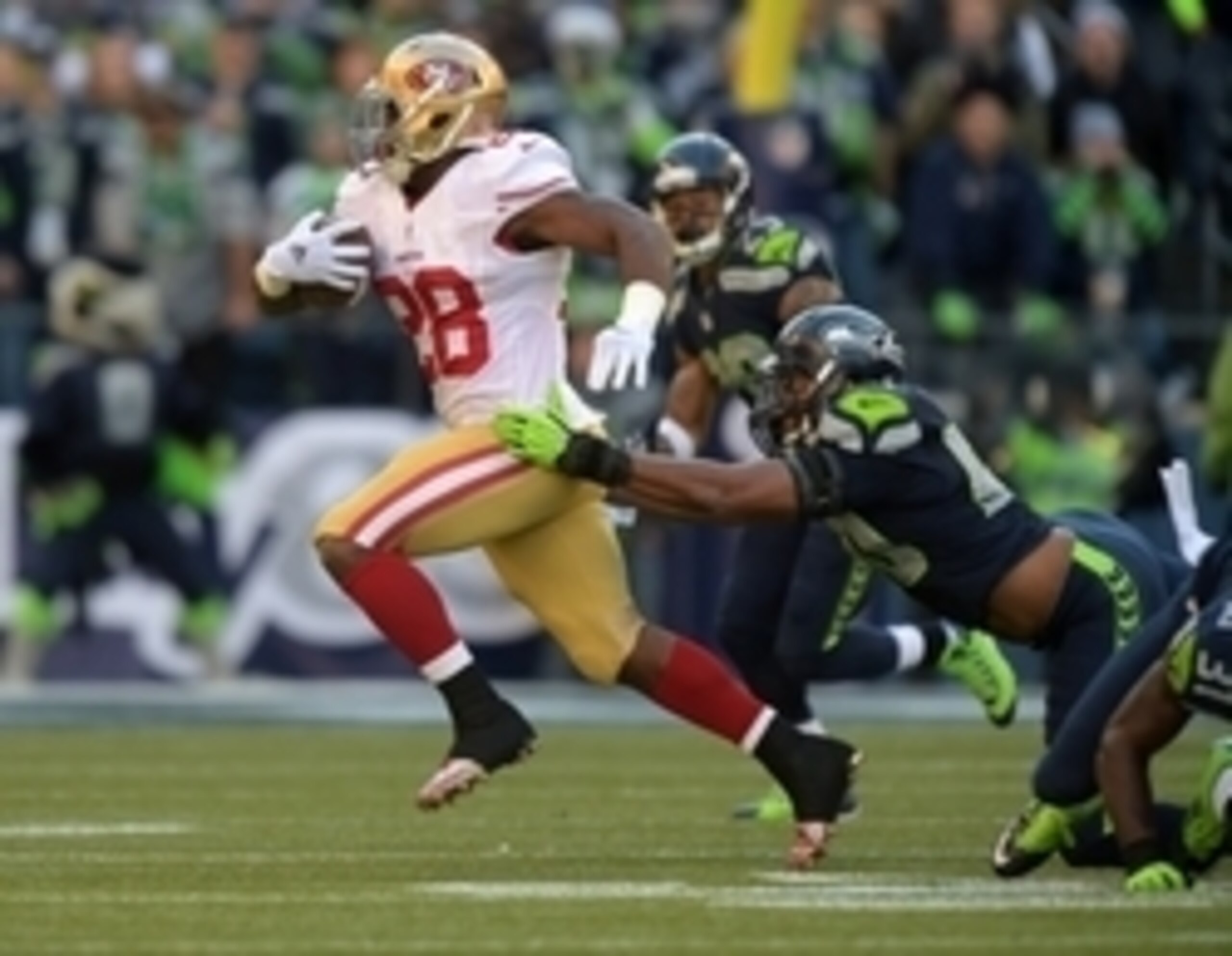 Carlos Hyde will need to stay healthy to provide what the 49ers got out of Frank Gore.