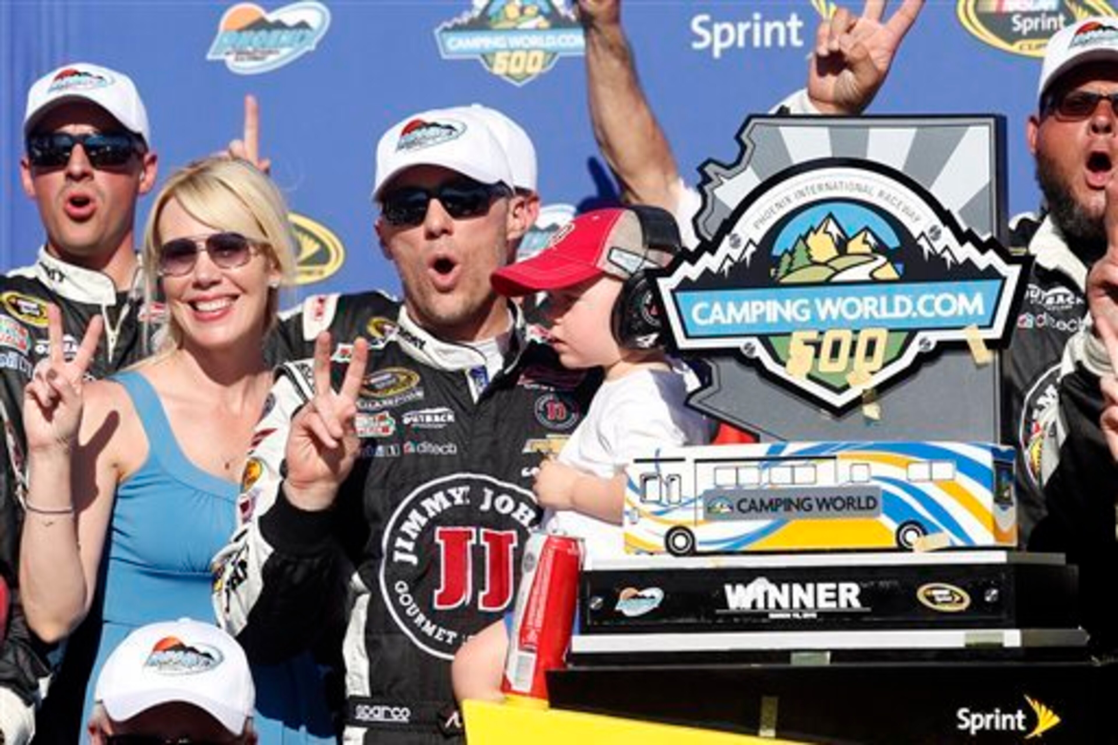 Can Kevin Harvick make it three wins in a row this Sunday in his native California?