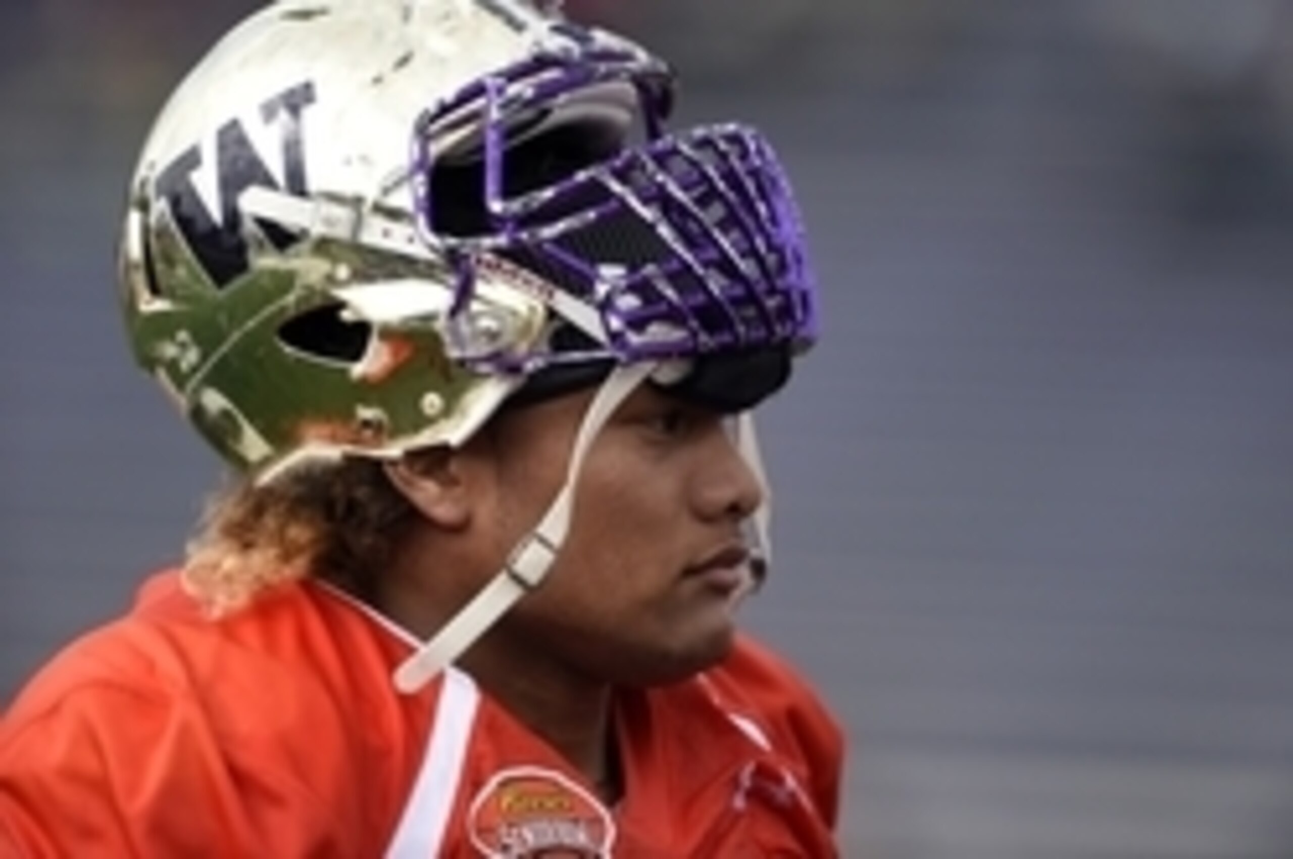 Washington's Danny Shelton could help solidify Chicago's defensive line for years to come.
