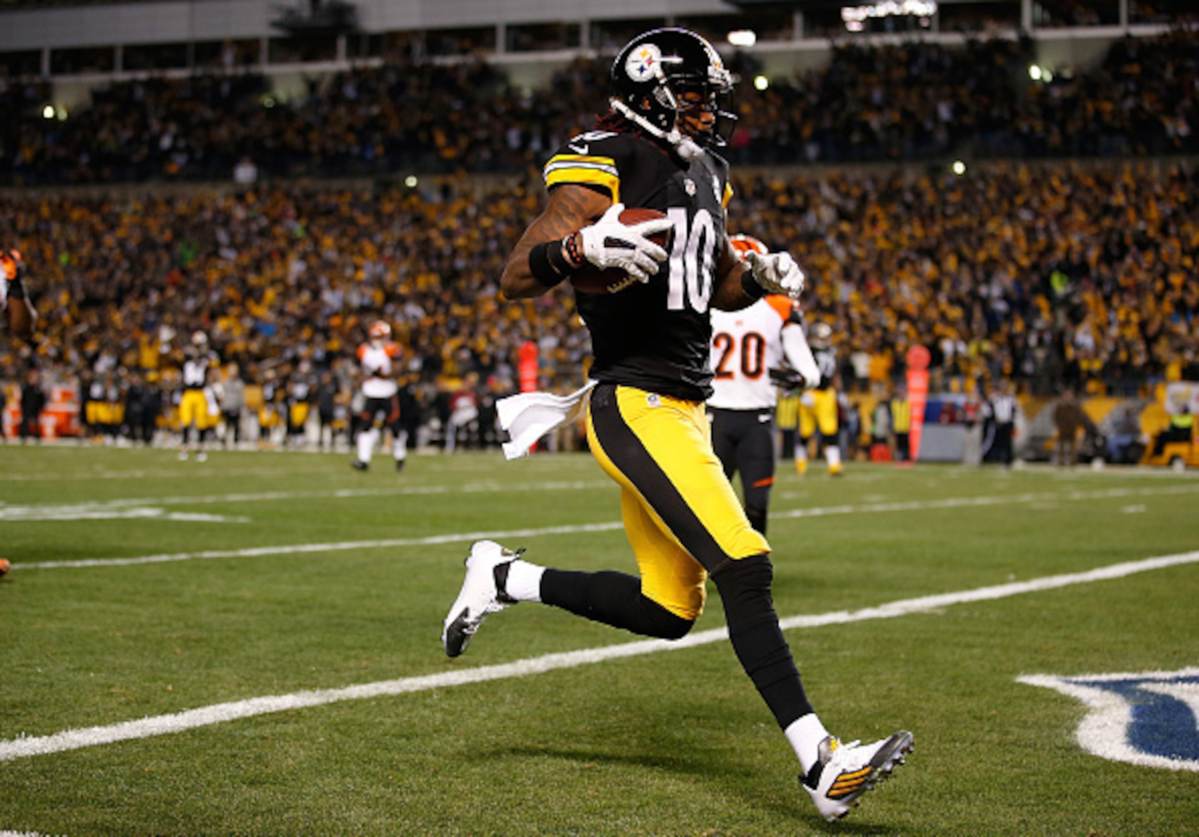 Martavis Bryant will compete with Markus Wheaton for the No. 2 role in 2015.