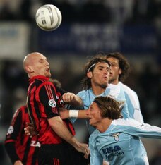 Stam came to Milan after his successful stint at Lazio and saw the Champions League final.