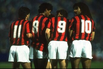 Rijkaard (No. 8) nestles between Carlo Ancelotti and Van Basten.