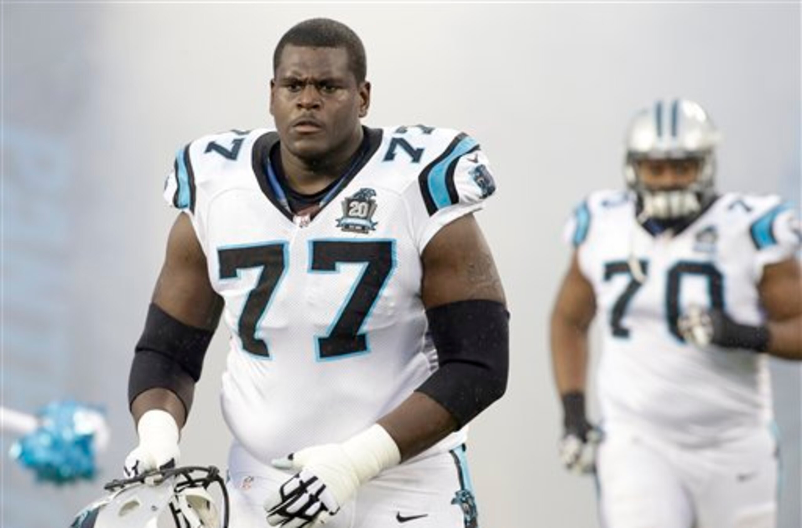 Byron Bell is not a household name, but he could help stabilize the Bears' offensive line if they decide to address the position in free agency.