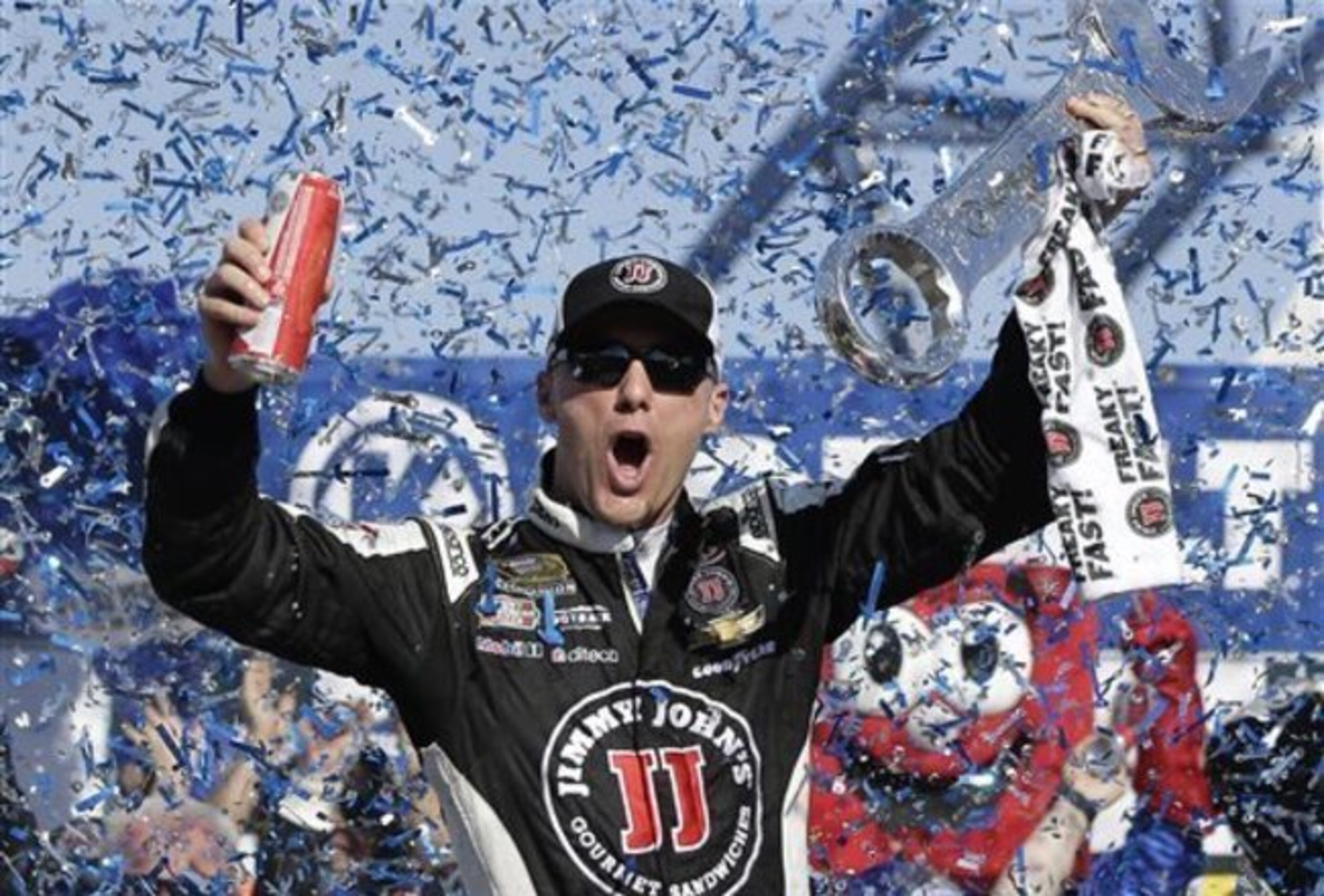 Can Kevin Harvick extend his streak to nine consecutive top-two finishes this Sunday at Martinsville?