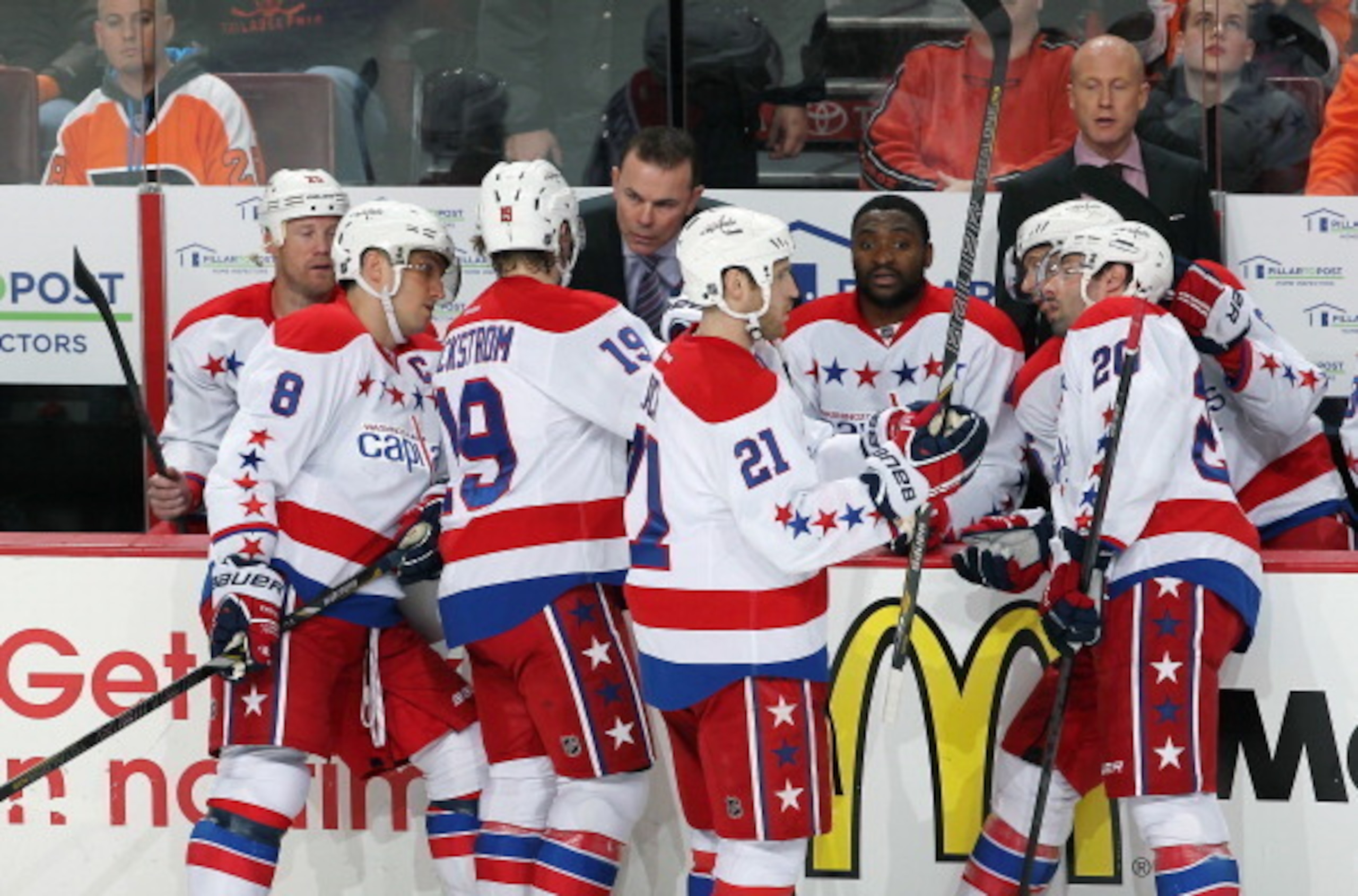 Adam Oates during his time as head coach of the Washington Capitals.