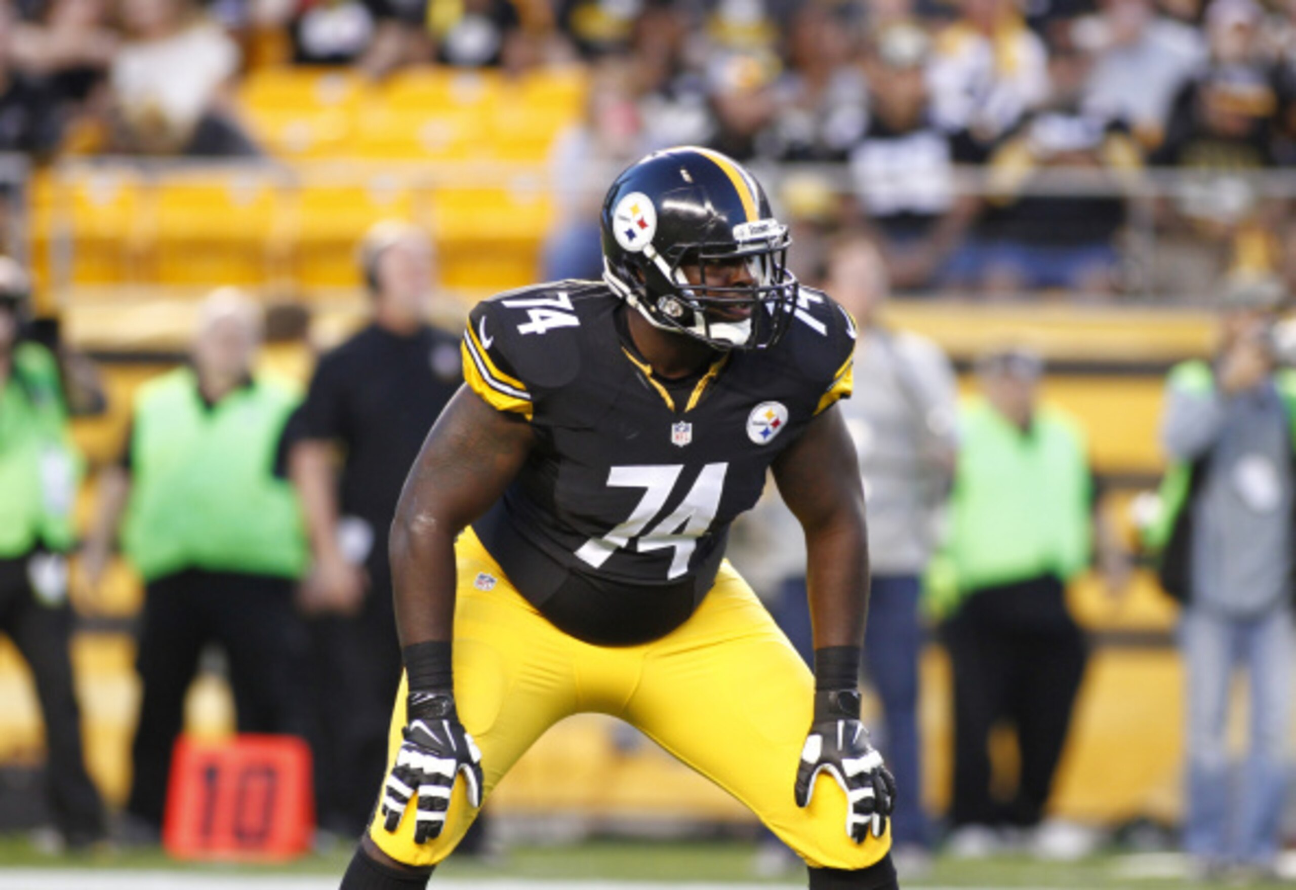 Dan McCullers could help the run defense in 2015.