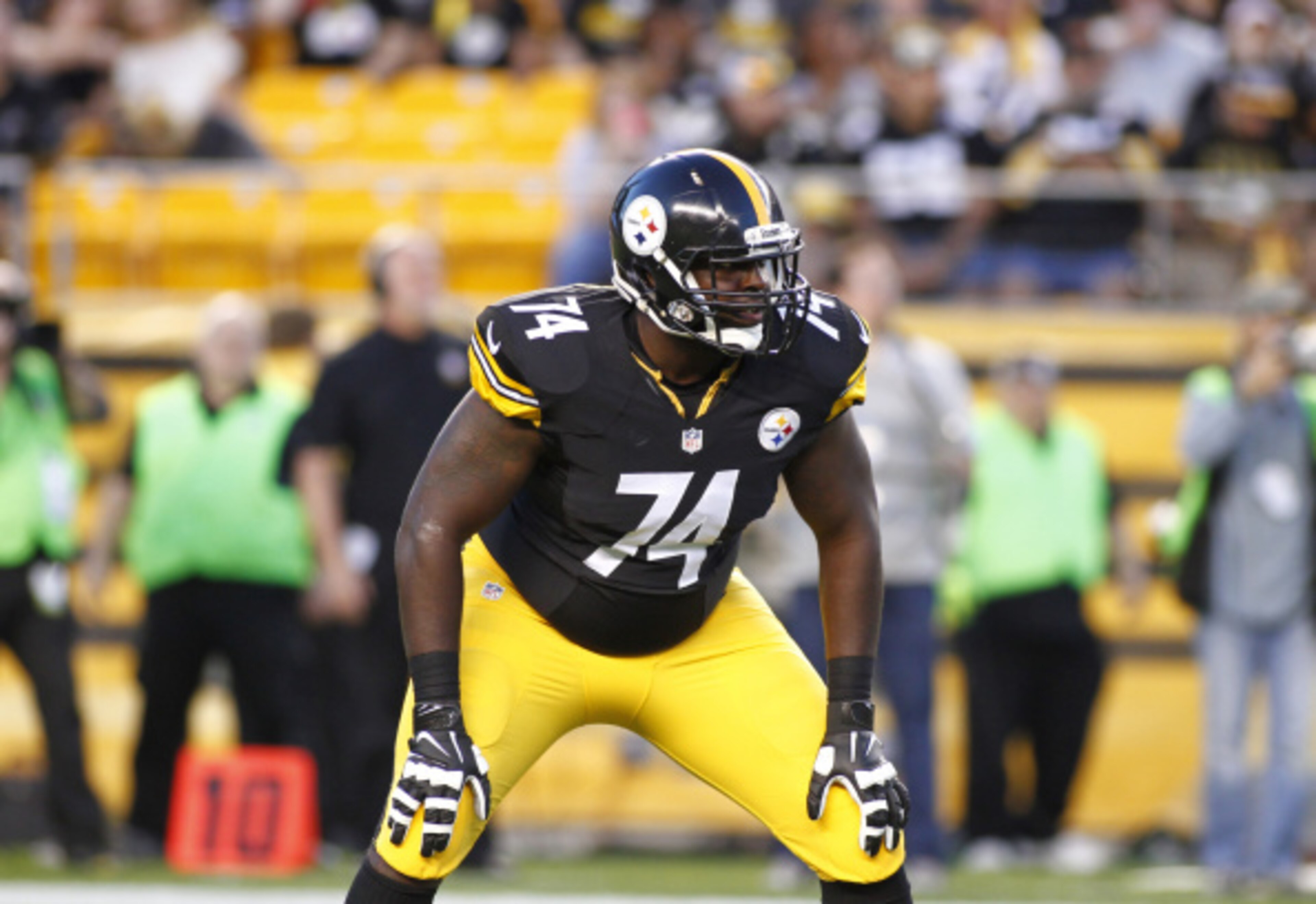 Dan McCullers could help the run defense in 2015.