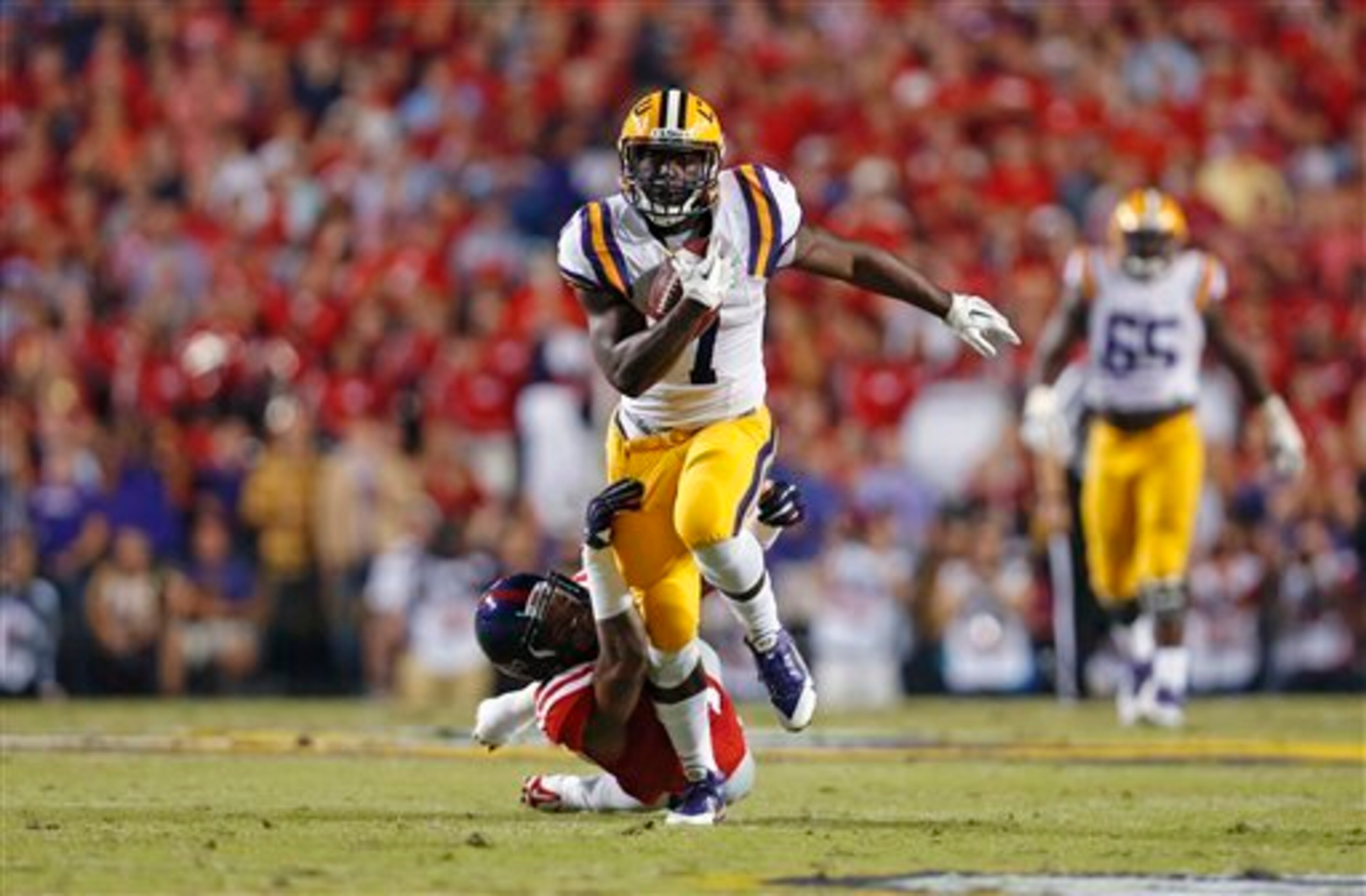 Leonard Fournette should be a top Heisman Trophy candidate in 2015. Leonard Fournette should be a top Heisman Trophy candidate in 2015.