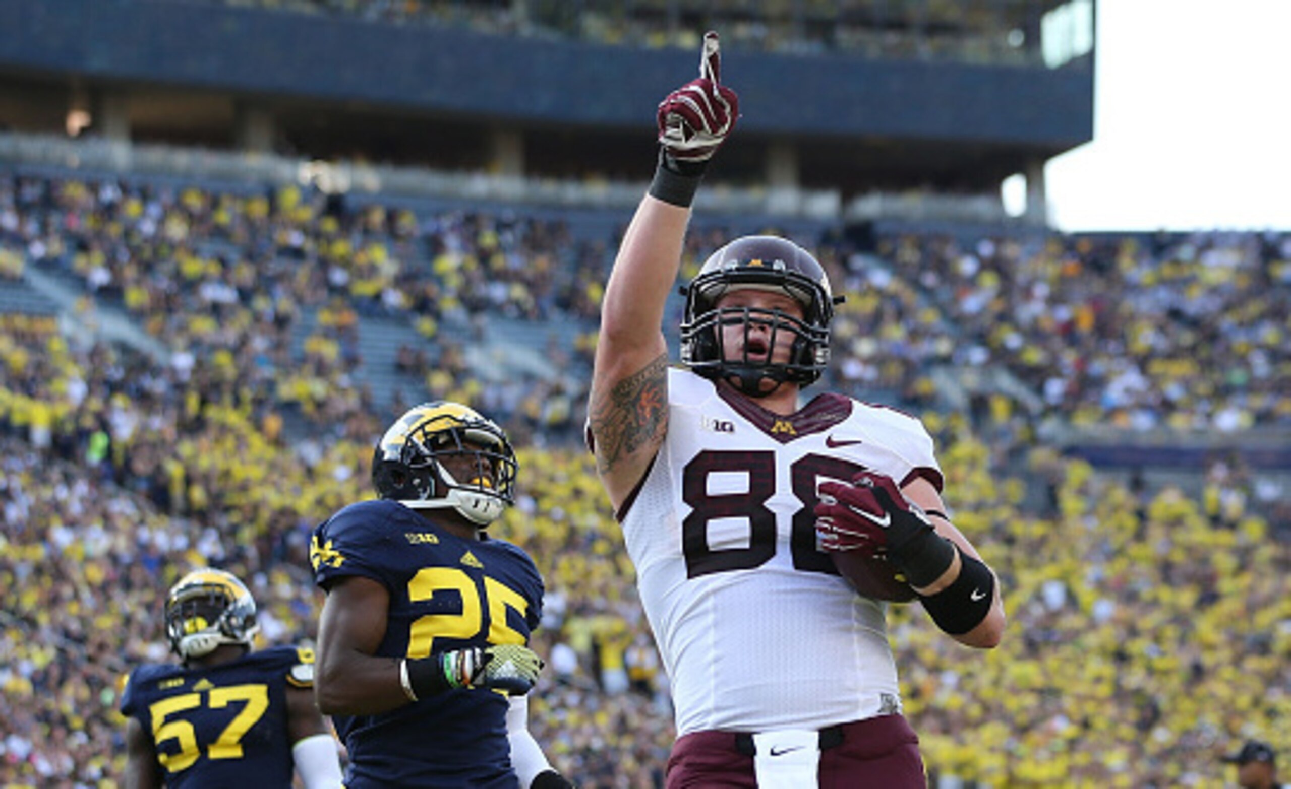 Maxx Williams would be a nice pickup after losing Jordan Cameron to the Miami Dolphins. Maxx Williams would be a nice pickup after losing Jordan Cameron to the Miami Dolphins.