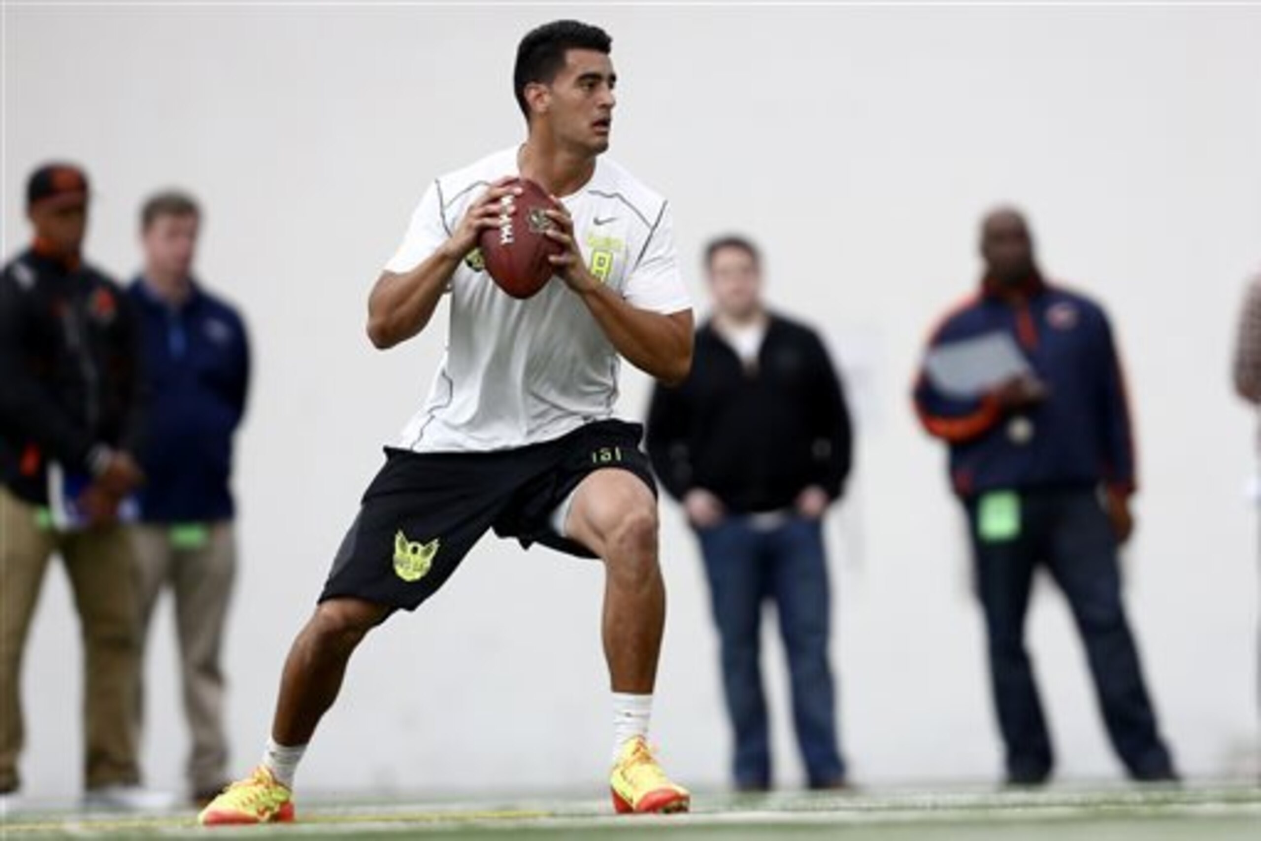 Oregon Quarterback Marcus Mariota Oregon Quarterback Marcus Mariota