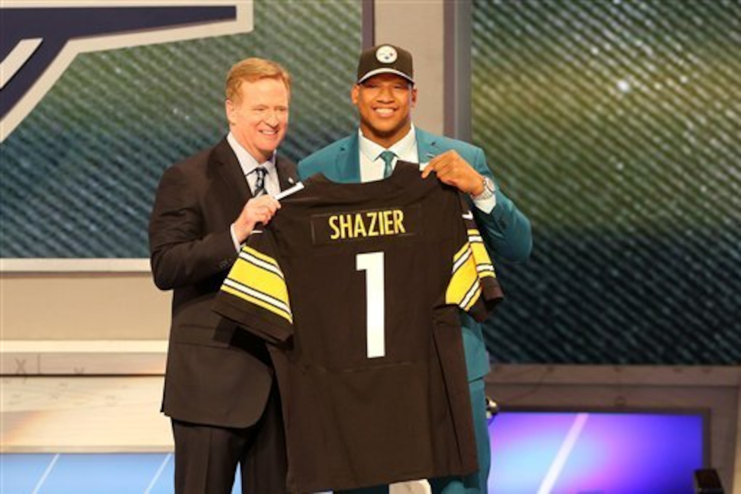Last year, the Steelers selected linebacker Ryan Shazier with their first-round pick. Who do the experts predict they will take in Round 1 this year?