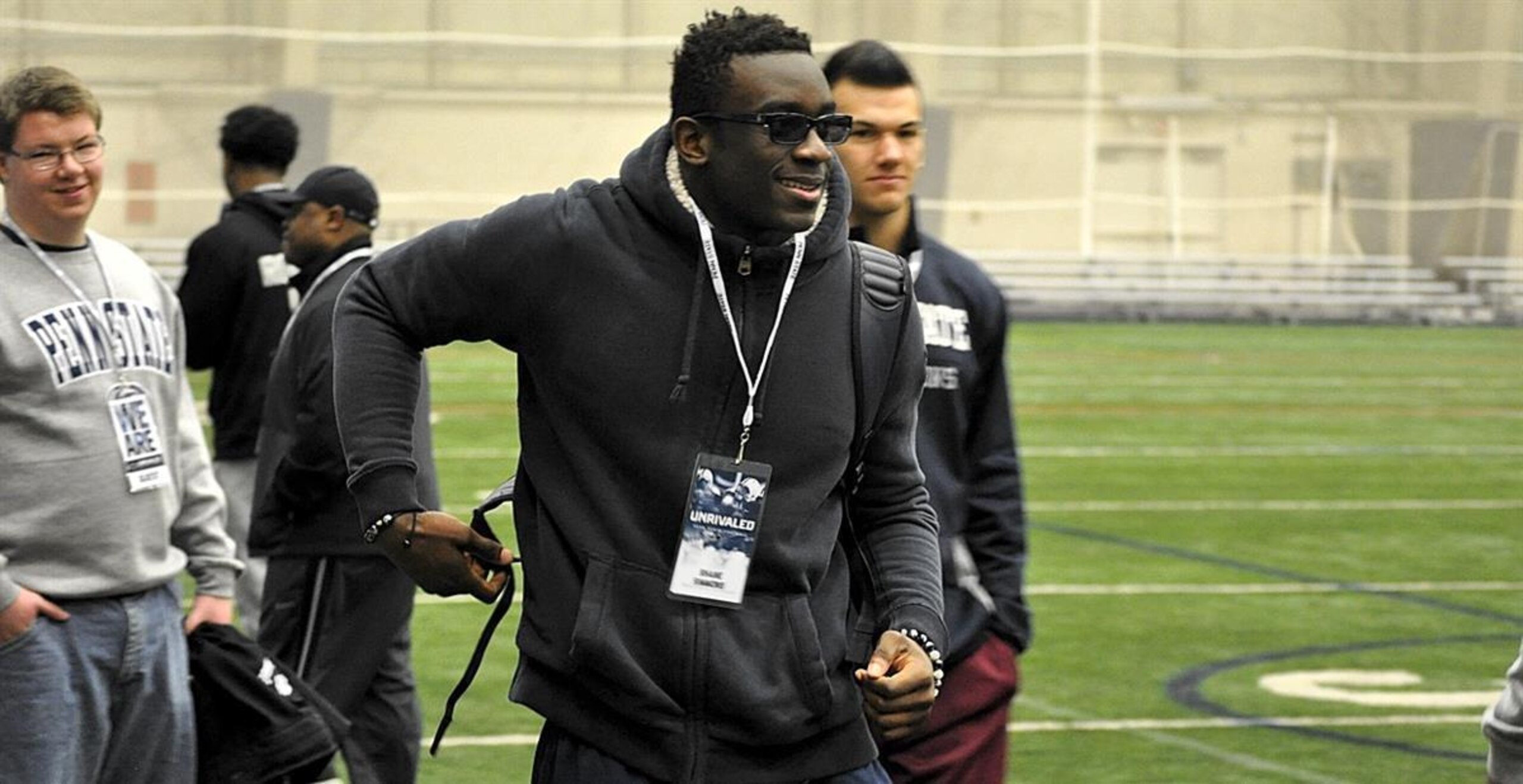 4-star DE/LB Shane Simmons