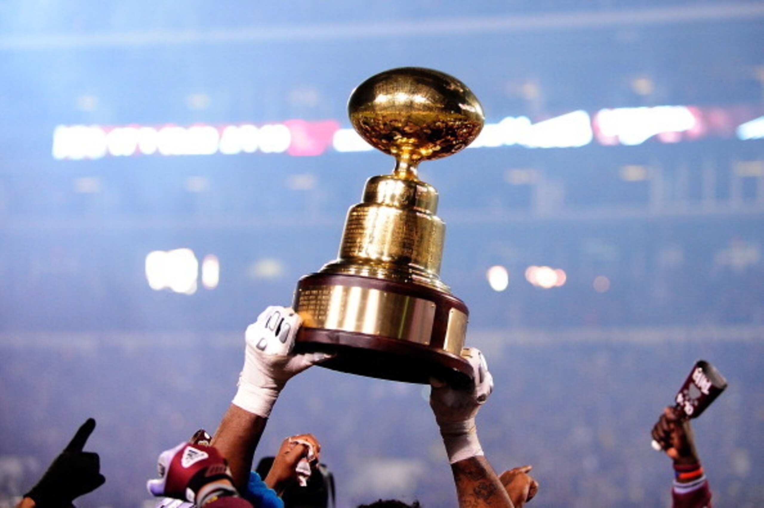 Mississippi State will win back the Golden Egg Trophy in 2015. Mississippi State will win back the Golden Egg Trophy in 2015.