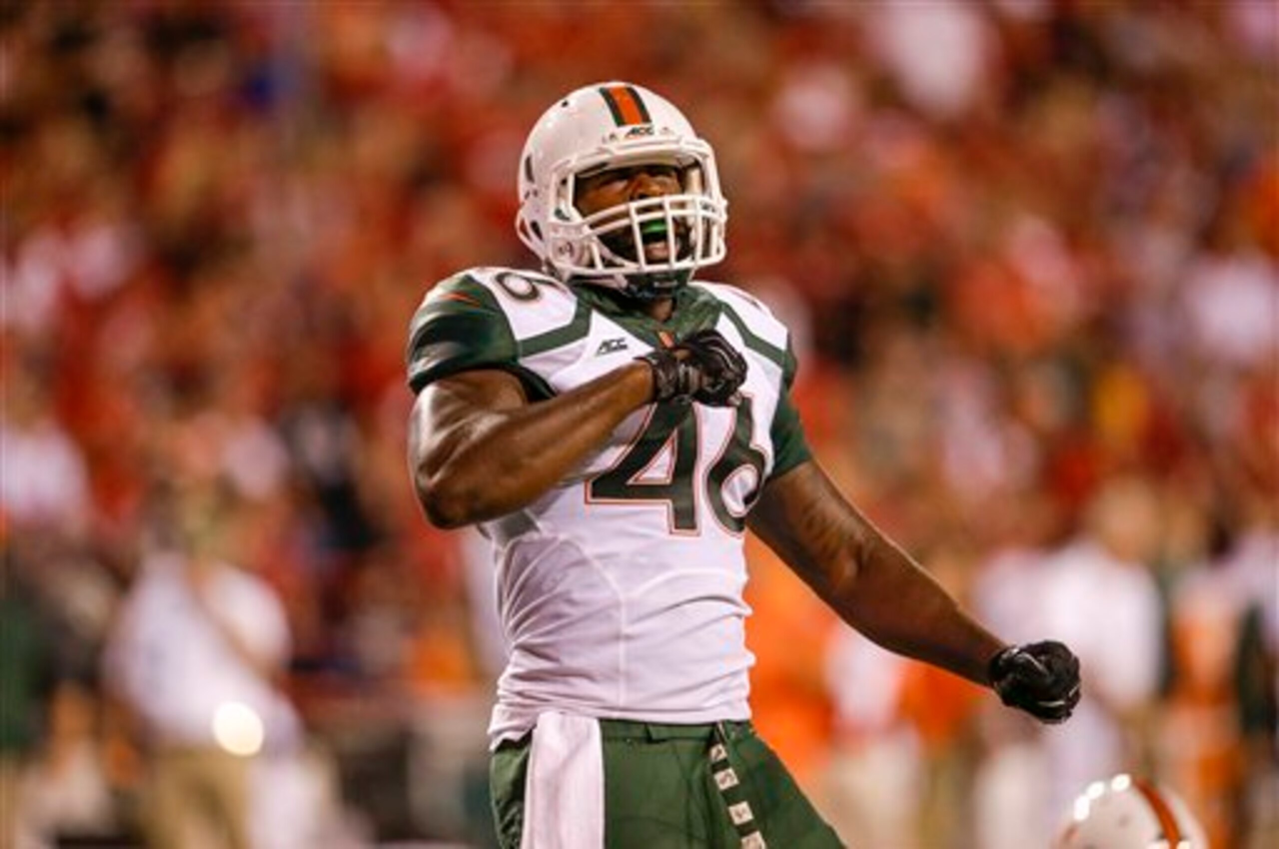 Miami's Clive Walford.