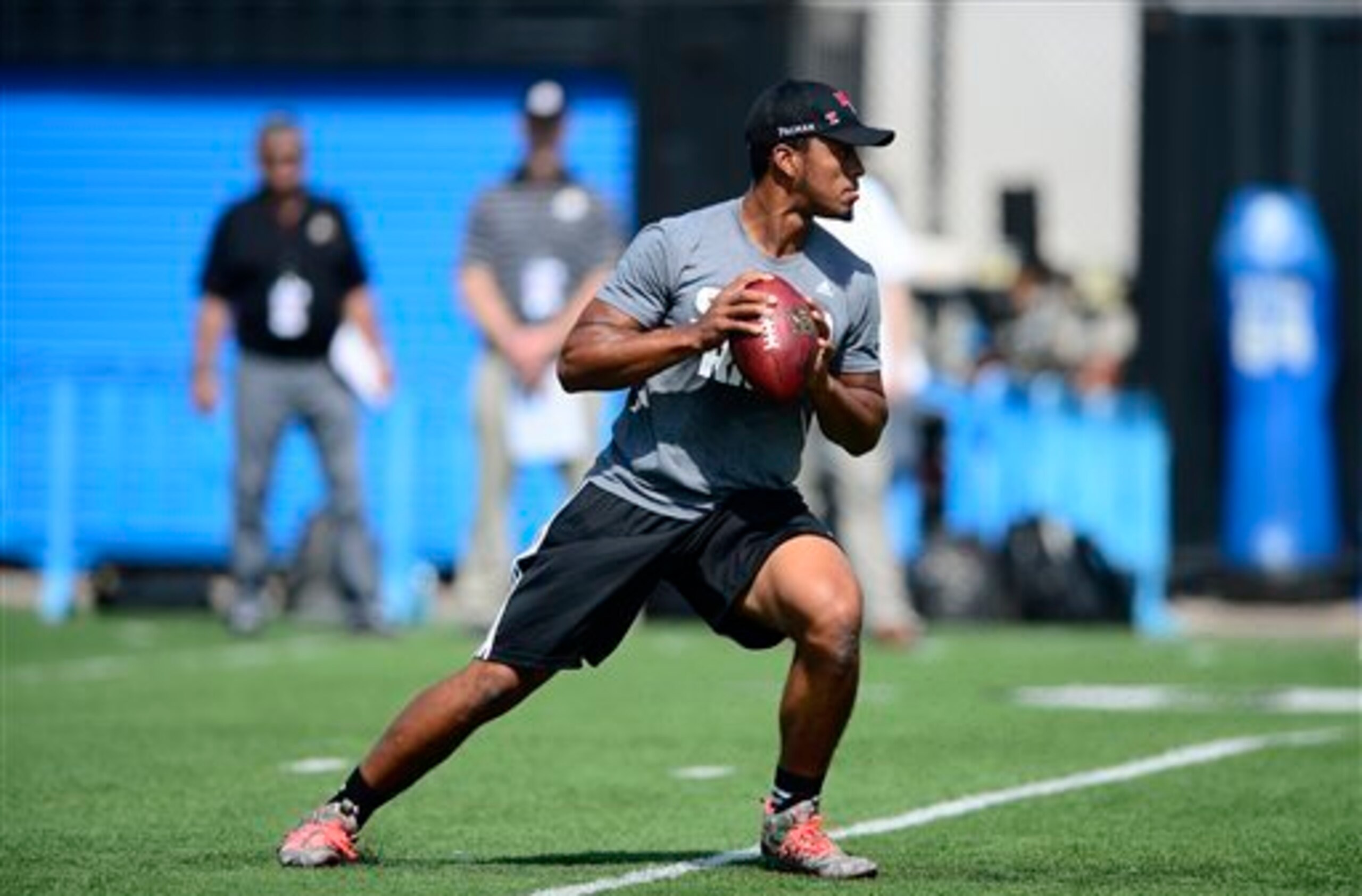 UCLA Quarterback Brett Hundley