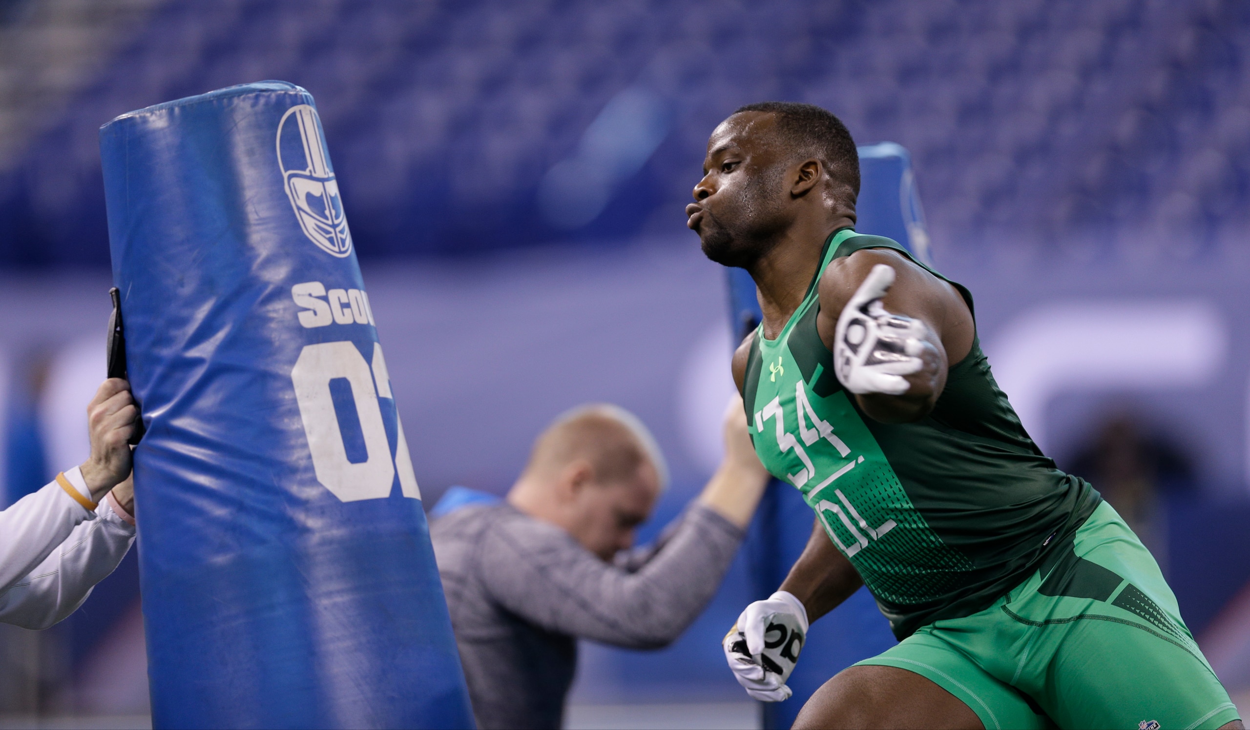 Owamagbe Odighizuwa is one option for the Steelers at No. 22.