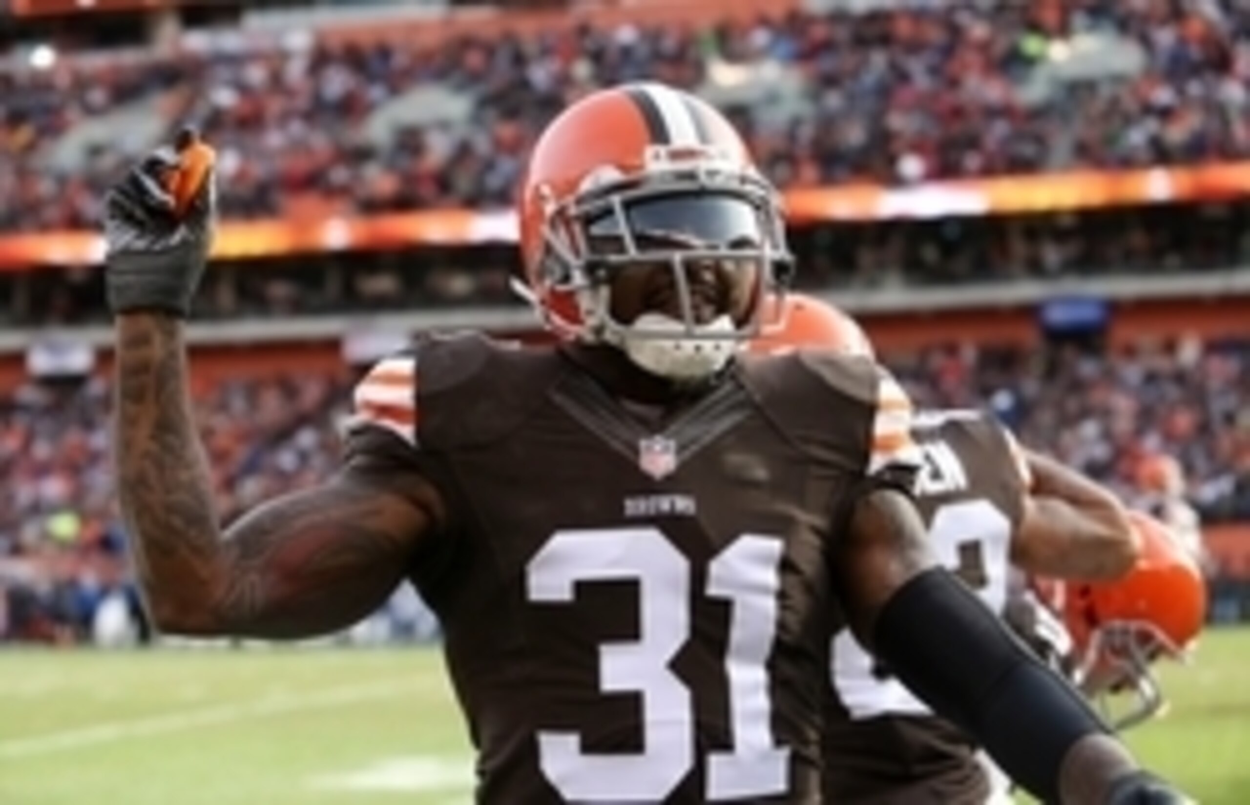 Former 49ers safety Donte Whitner will have a chance to beat his former team when the Browns host the 49ers in Week 11.