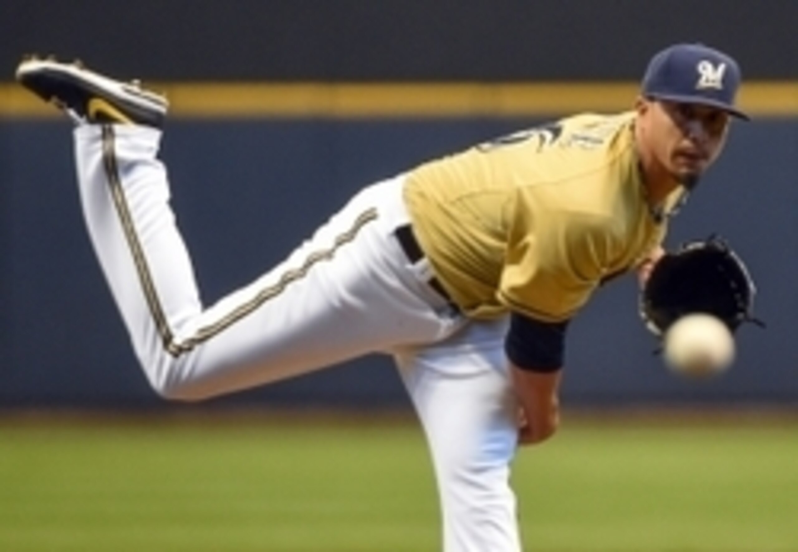 Kyle Lohse would help fortify a shaky Toronto rotation.