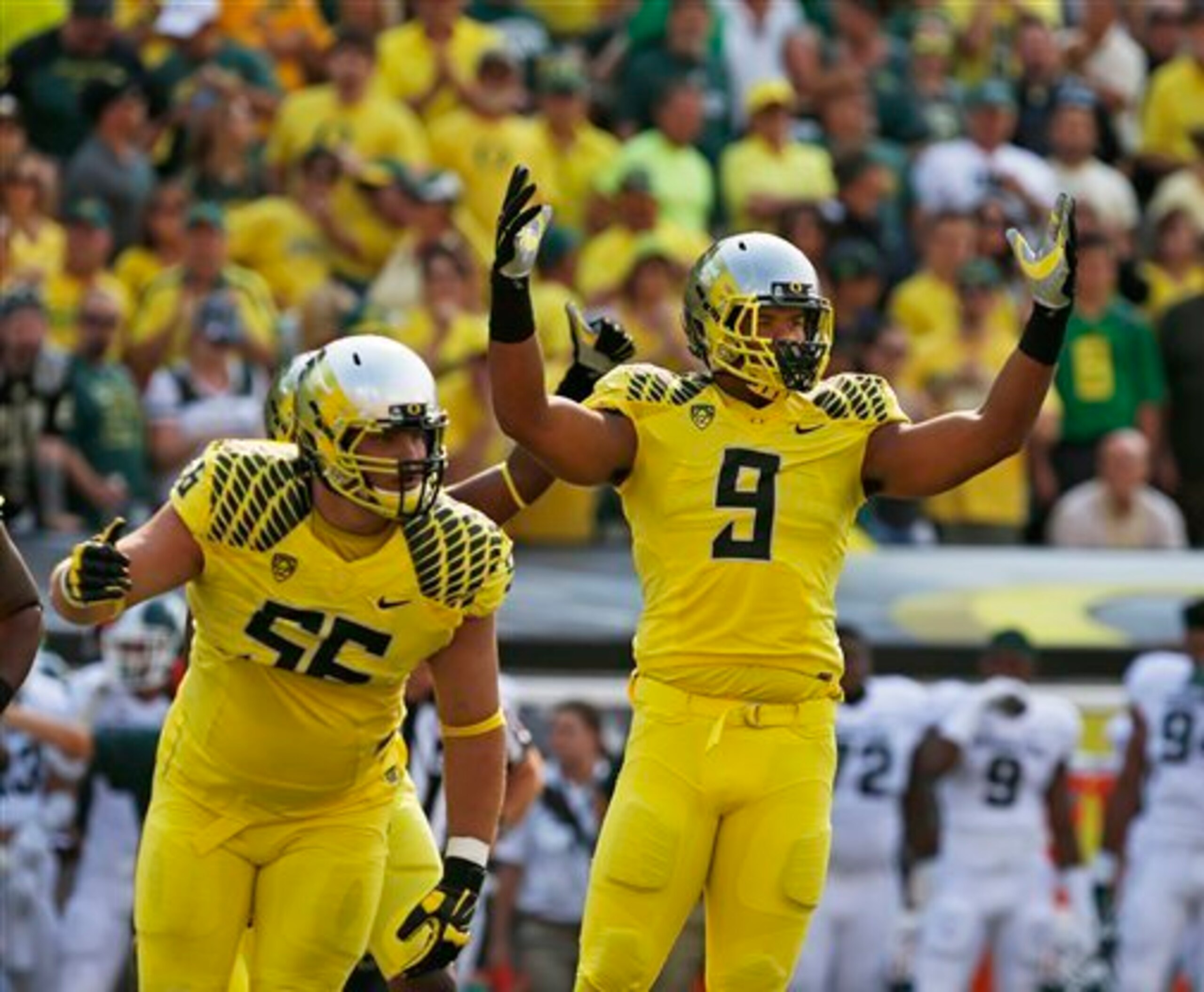 Armstead (9) celebrating a big play. Armstead (9) celebrating a big play.