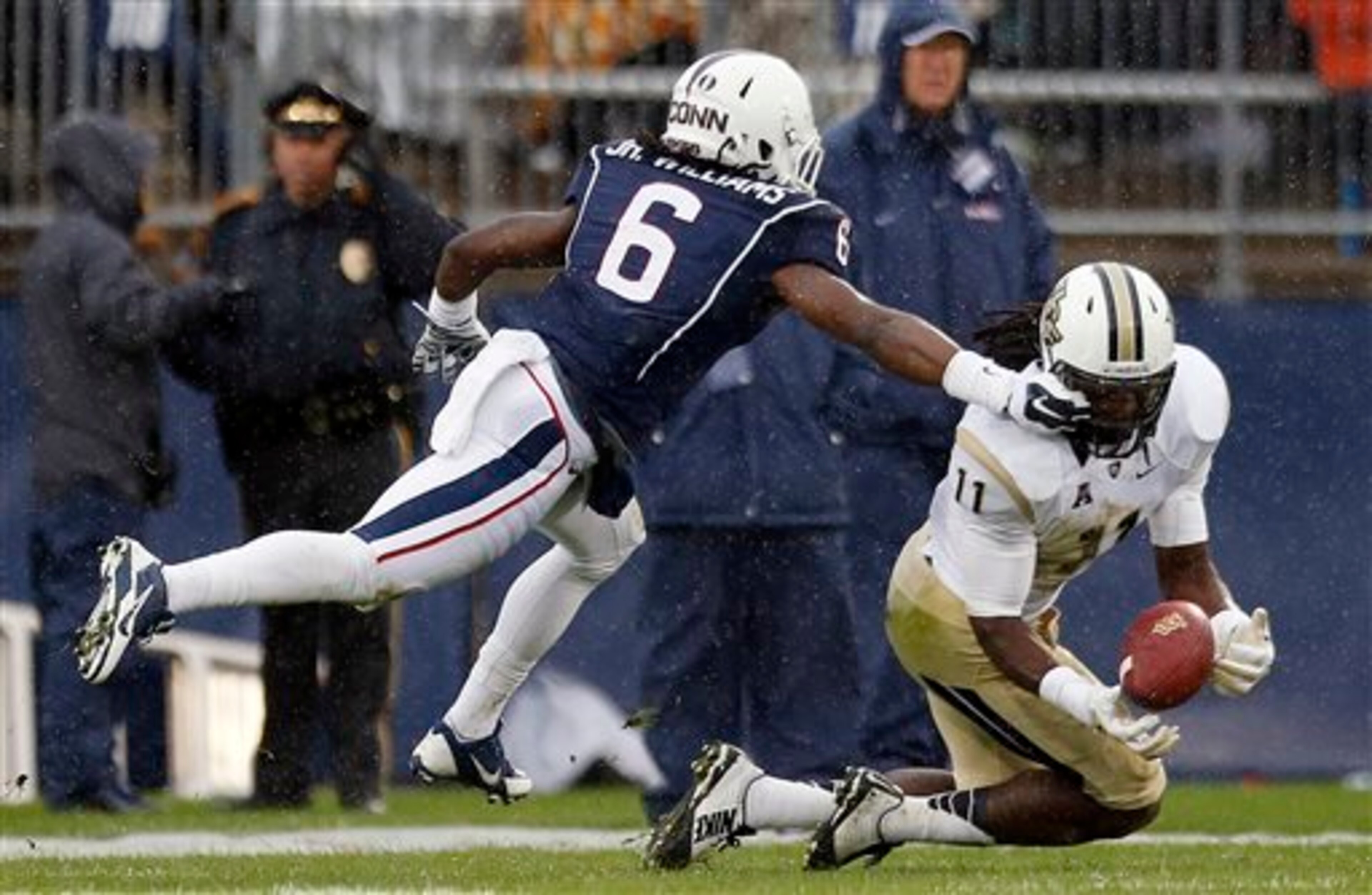 Jhavon Williams will be UConn's most talented cornerback in 2015.