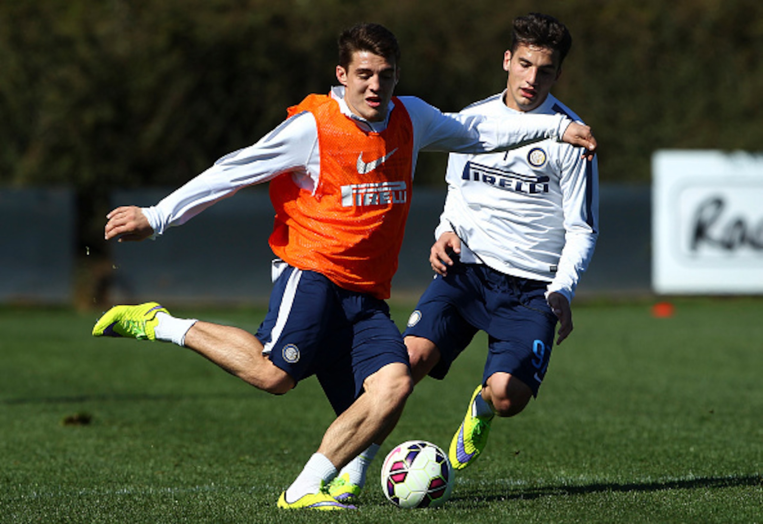 Mateo Kovacic is considering a move to Barcelona. Mateo Kovacic is considering a move to Barcelona.