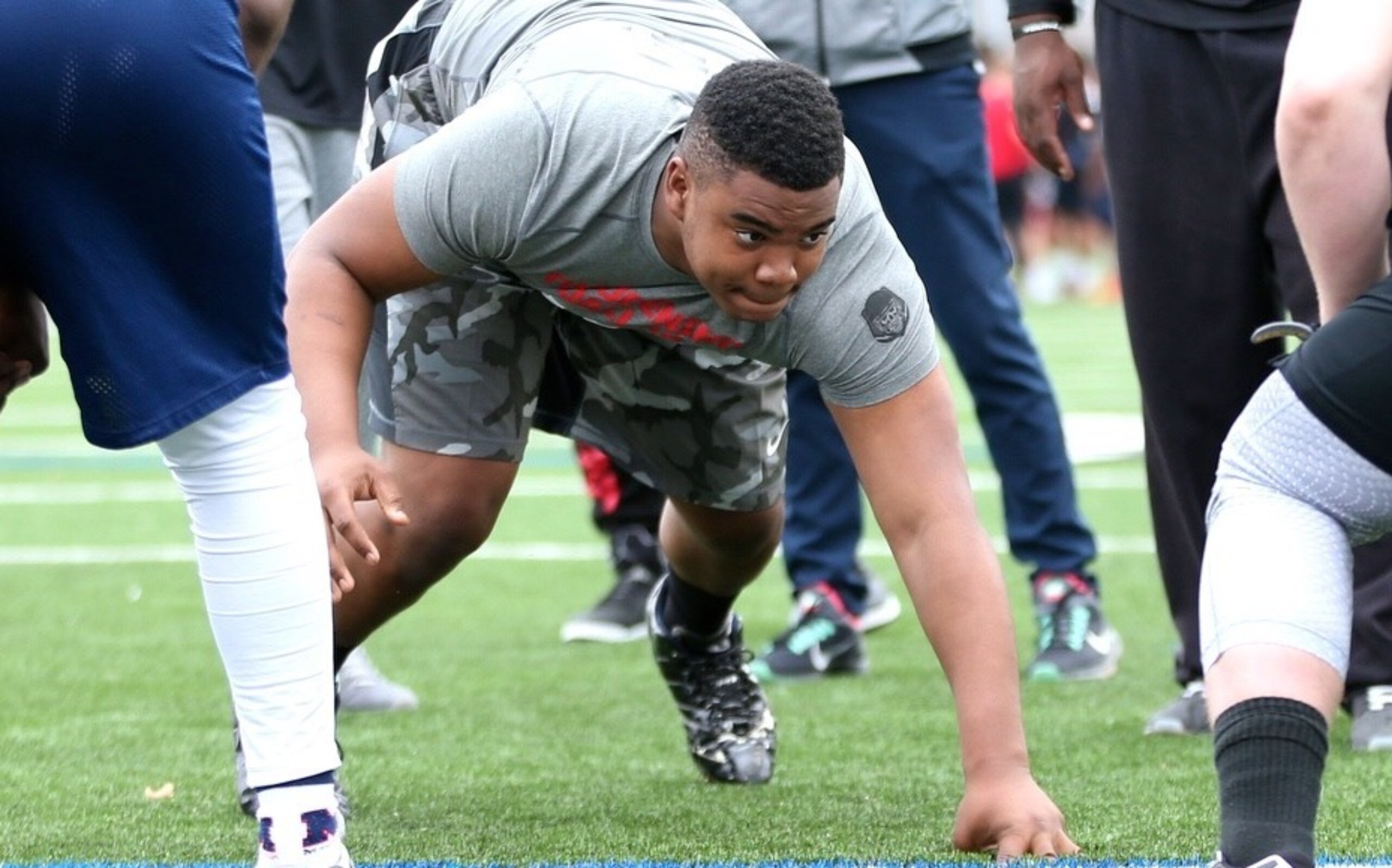 DT Jordan Elliott decommitted