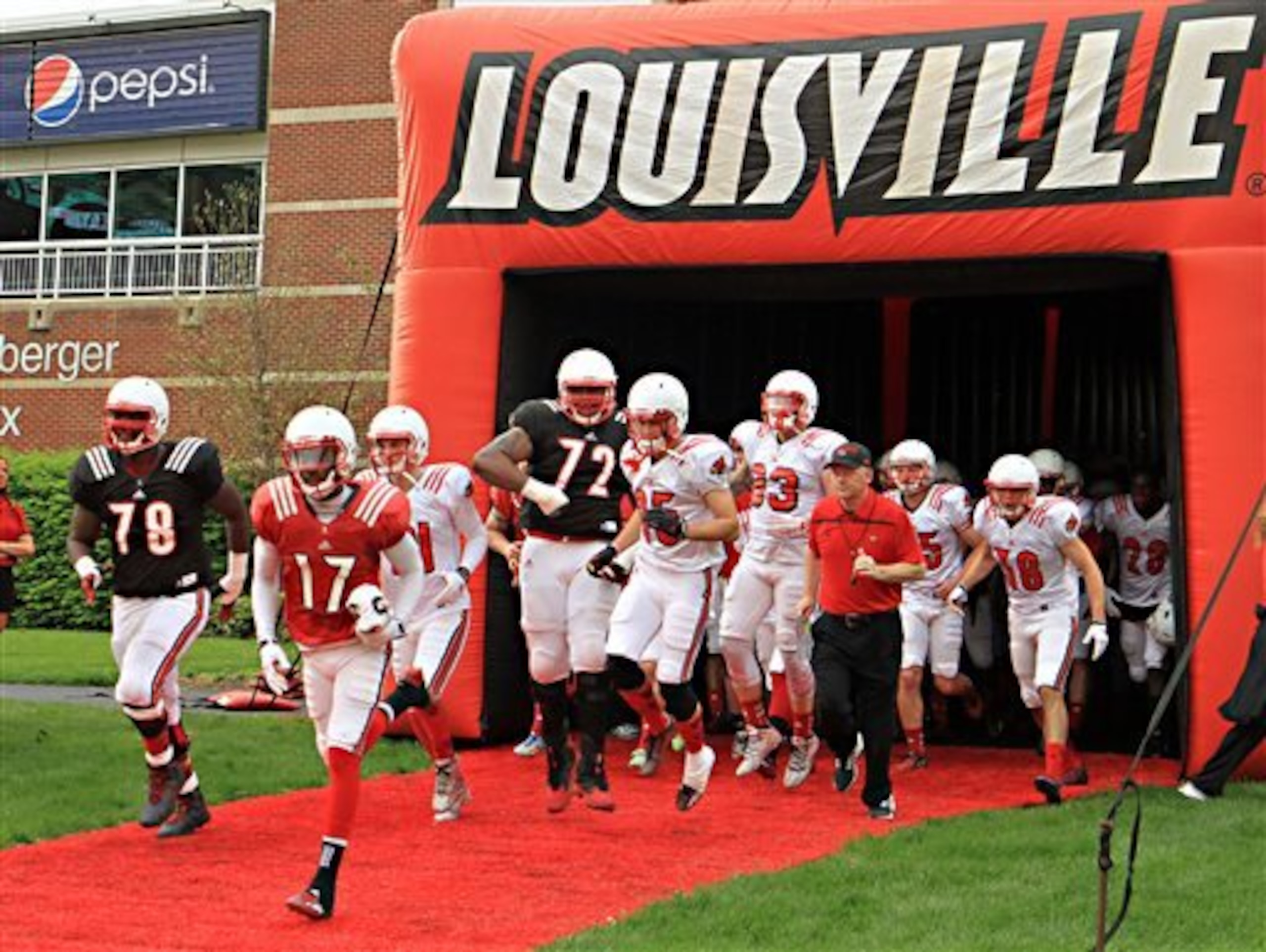 Aaron Epps (78) is expected to hold down the left side of Louisville's offensive line. Aaron Epps (78) is expected to hold down the left side of Louisville's offensive line.