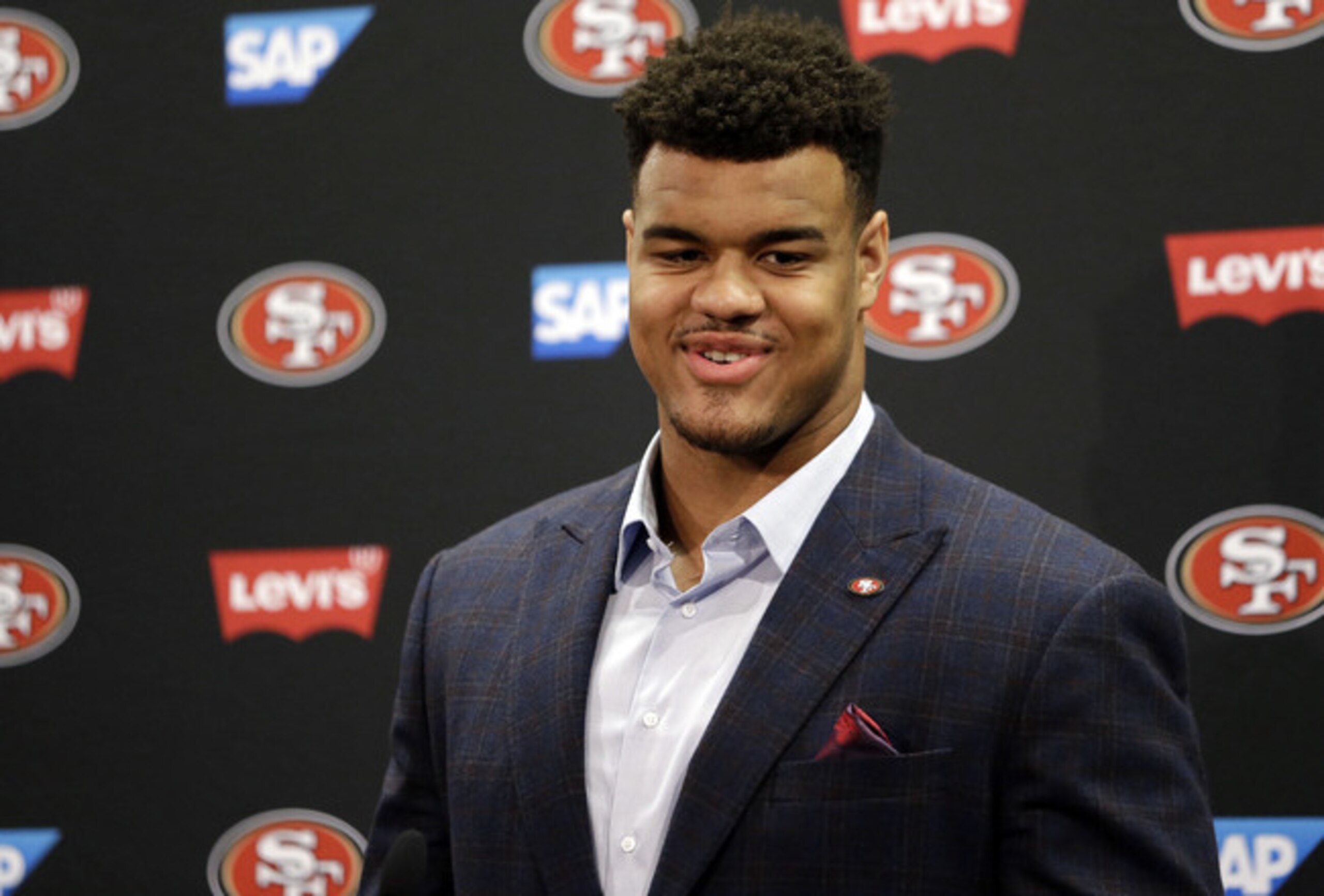 Arik Armstead received a B grade from numerous pundits around the NFL.