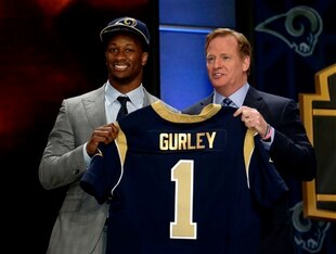 Todd Gurley has taken his powerful style to the NFL as the St. Louis Rams' new feature back.