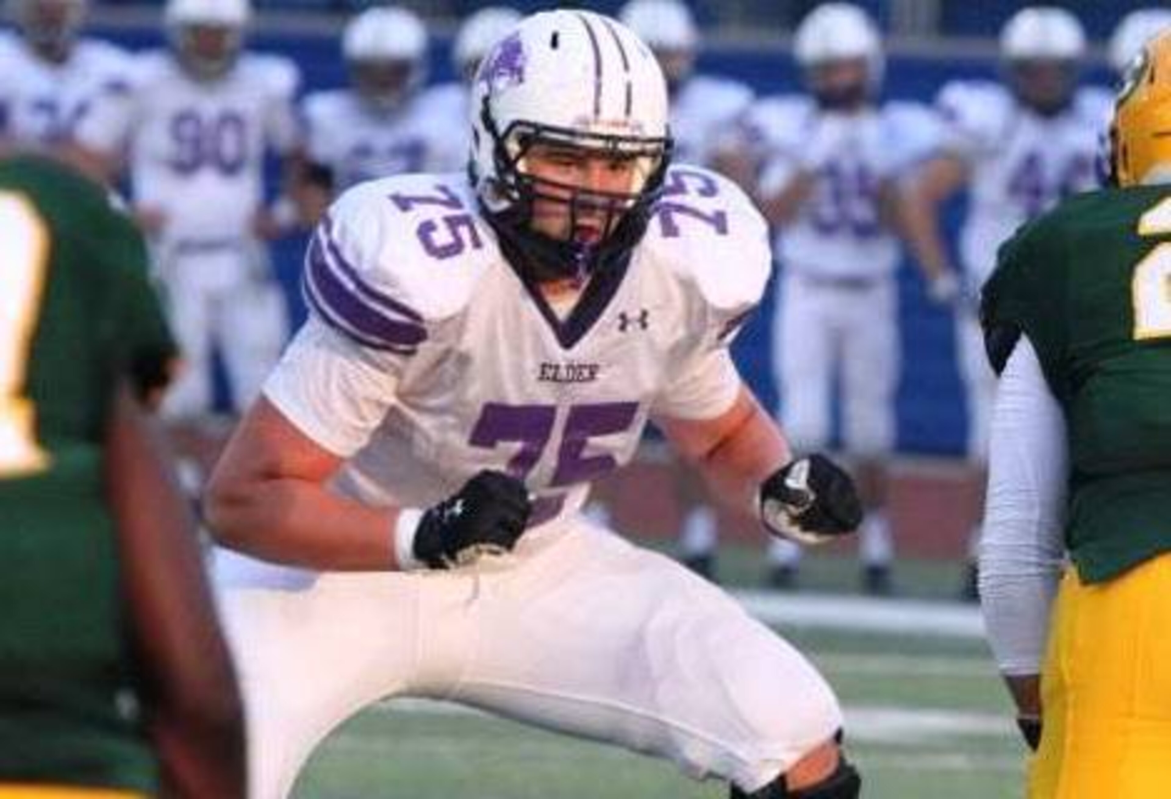OL Tommy Kraemer