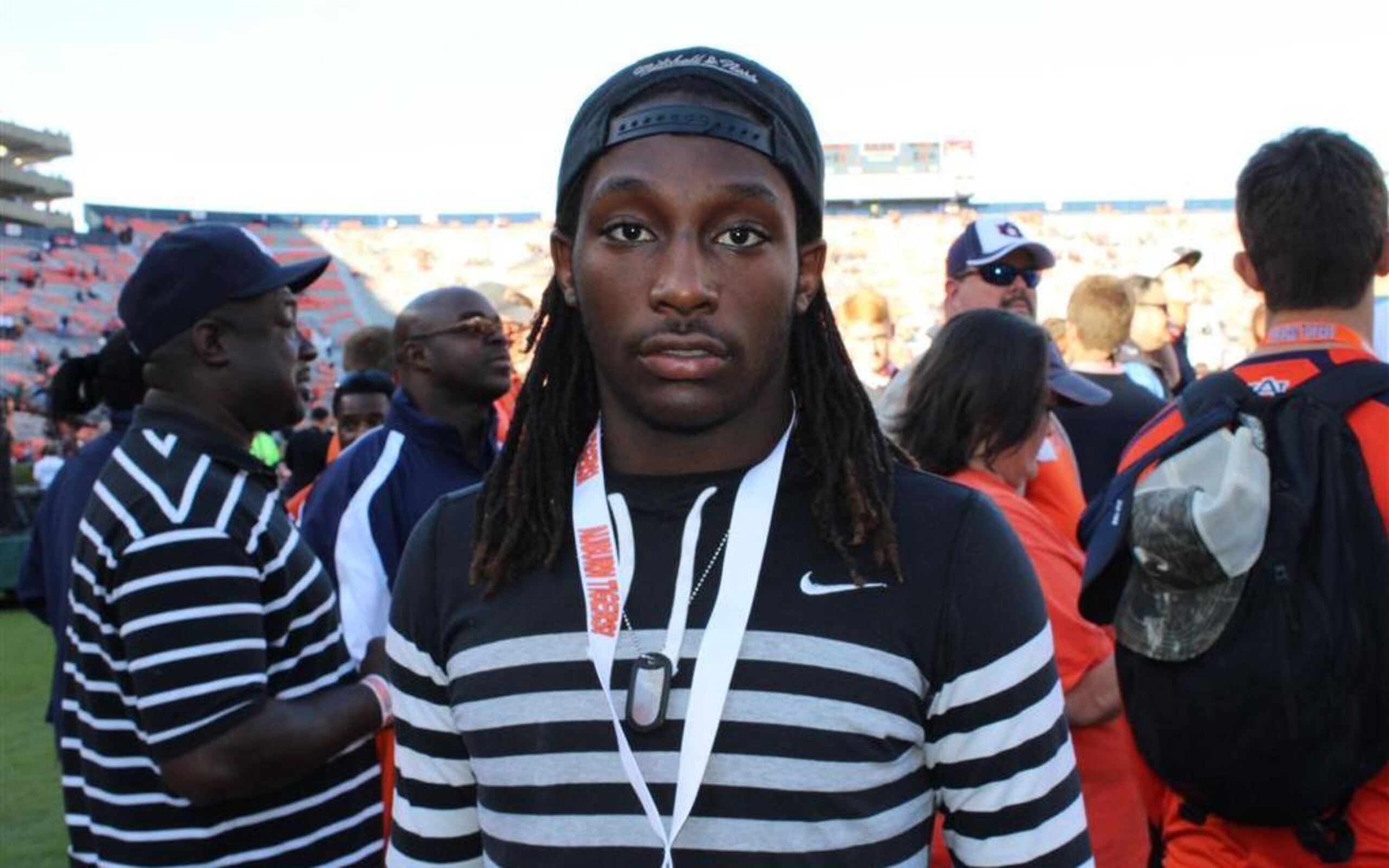 DB Zaire Jones
