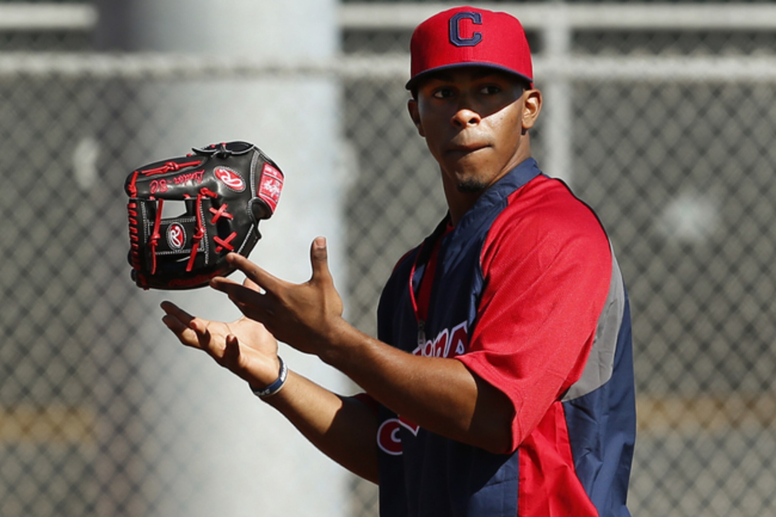Francisco Lindor has cost himself a promotion to the big leagues with a cold start to 2015.